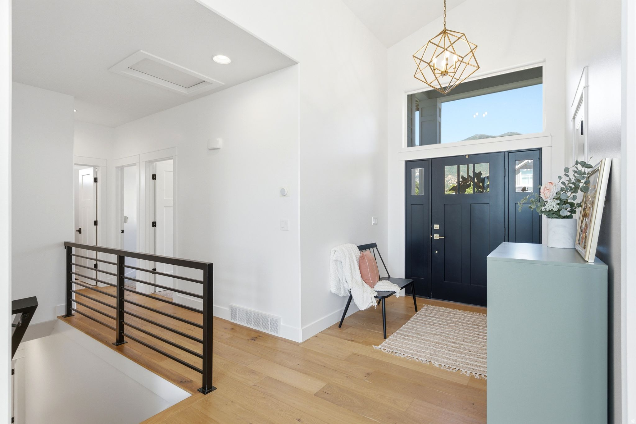 MUTTON HOLLOW EST - Residential