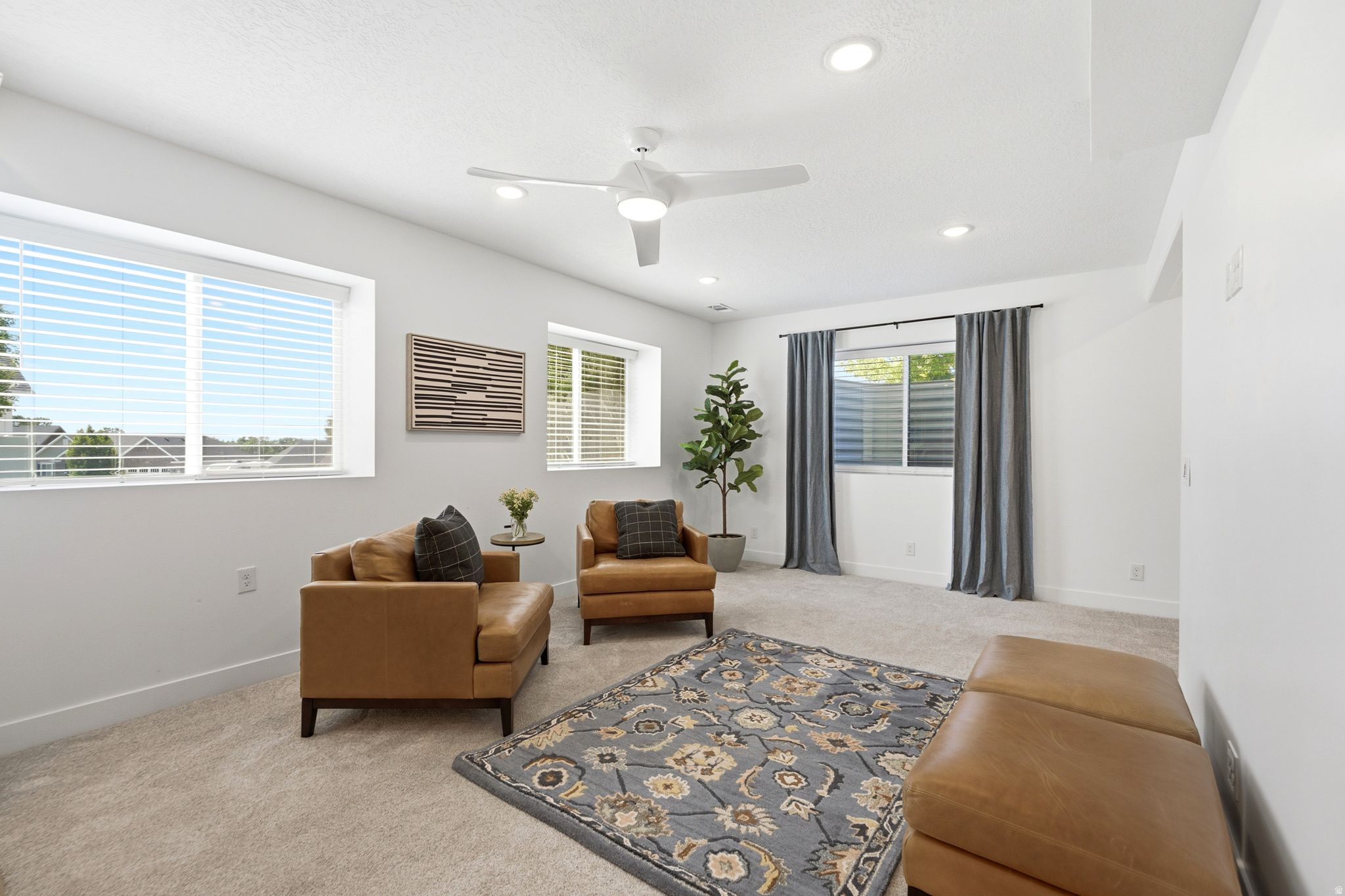 MUTTON HOLLOW EST - Residential