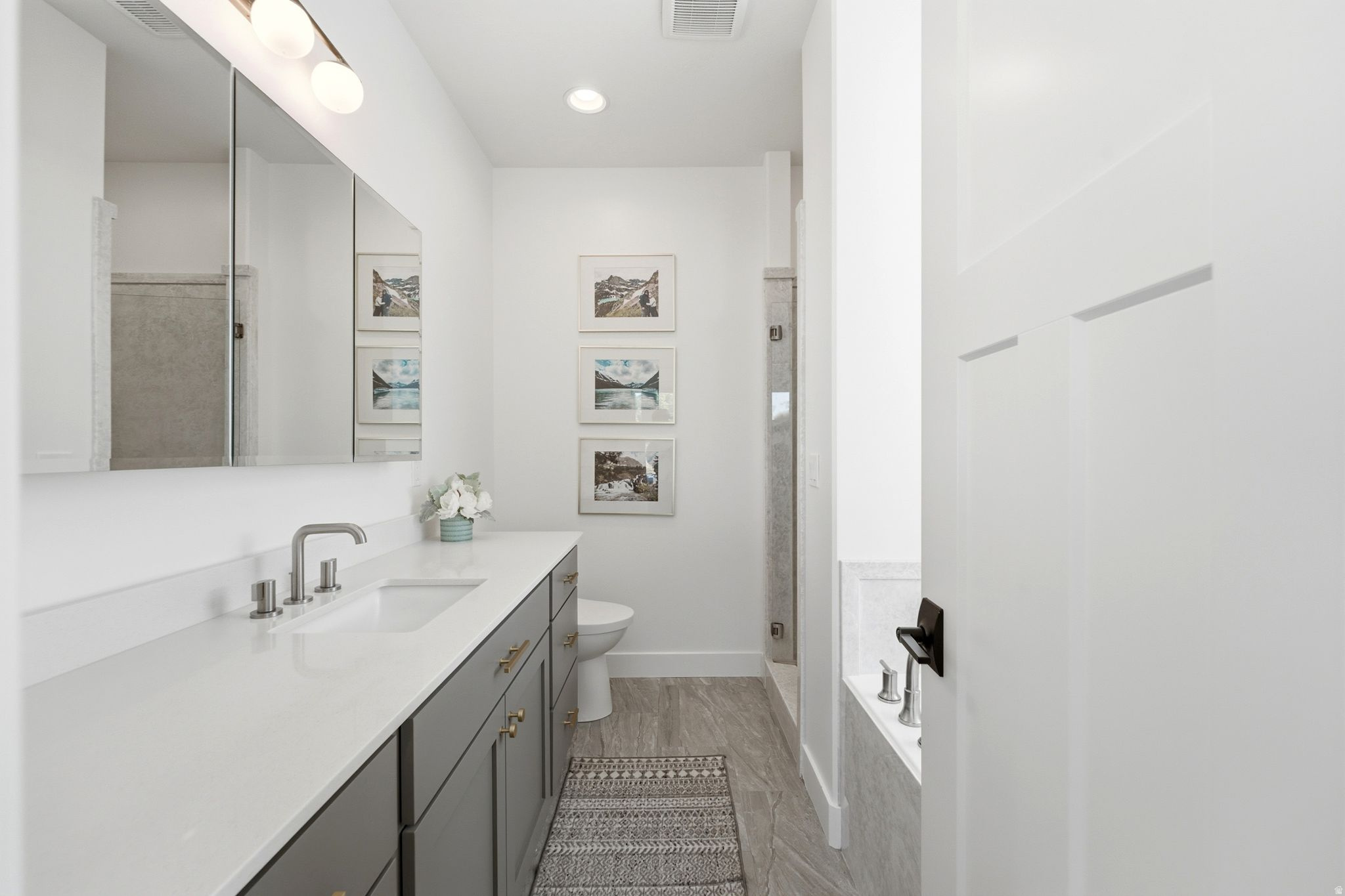 MUTTON HOLLOW EST - Residential
