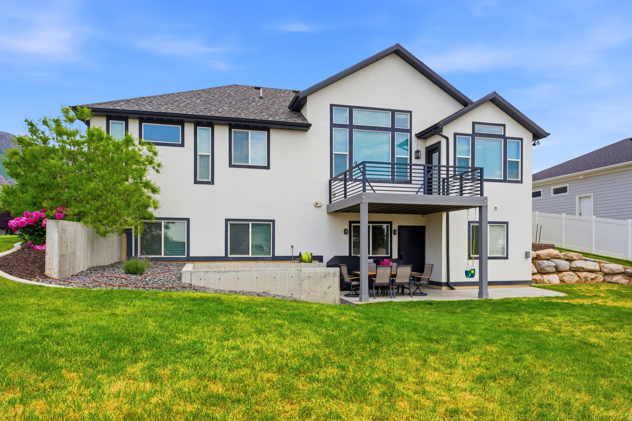 MUTTON HOLLOW EST - Residential
