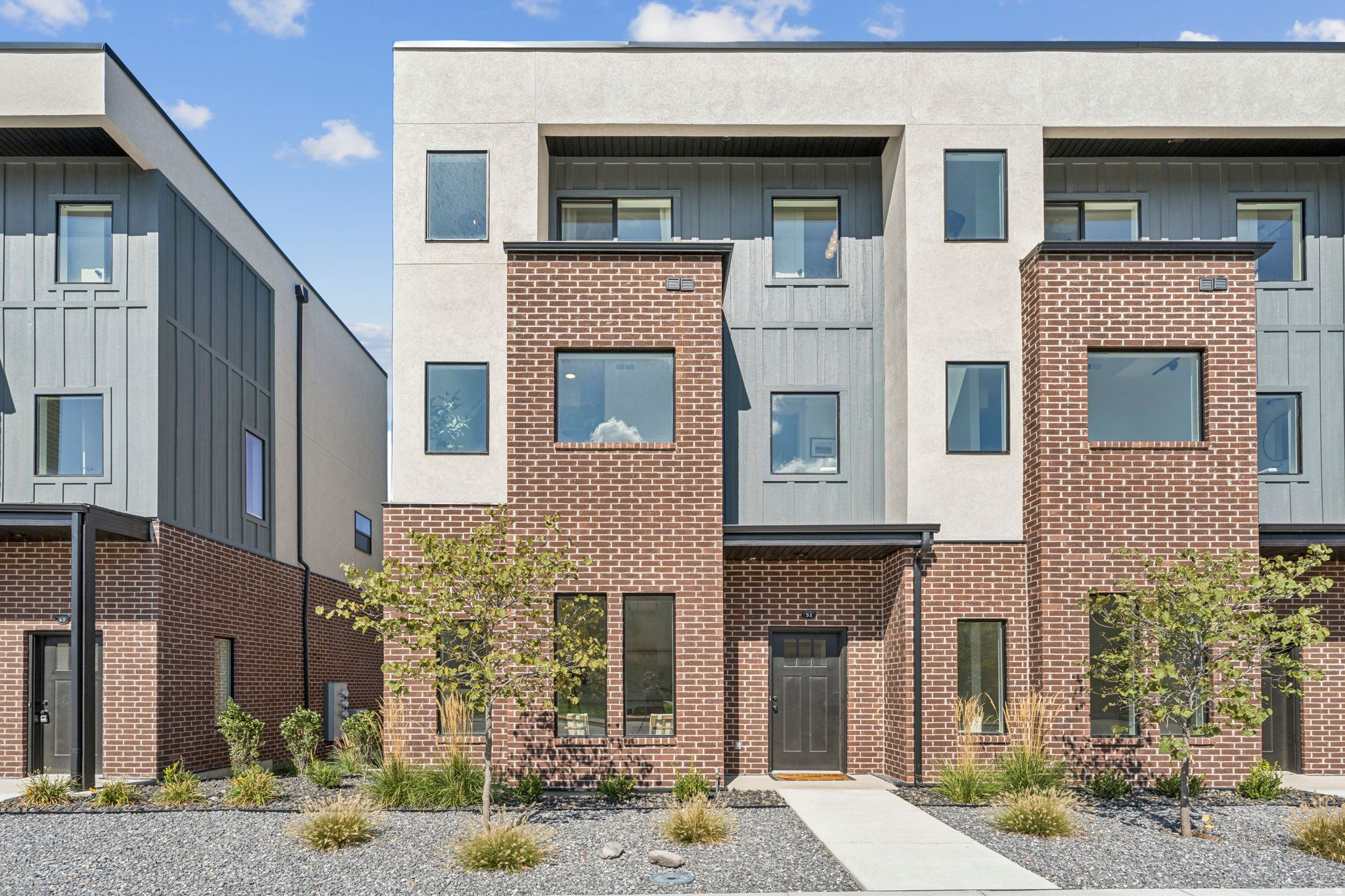 THE BROOKS ON MAIN - Residential