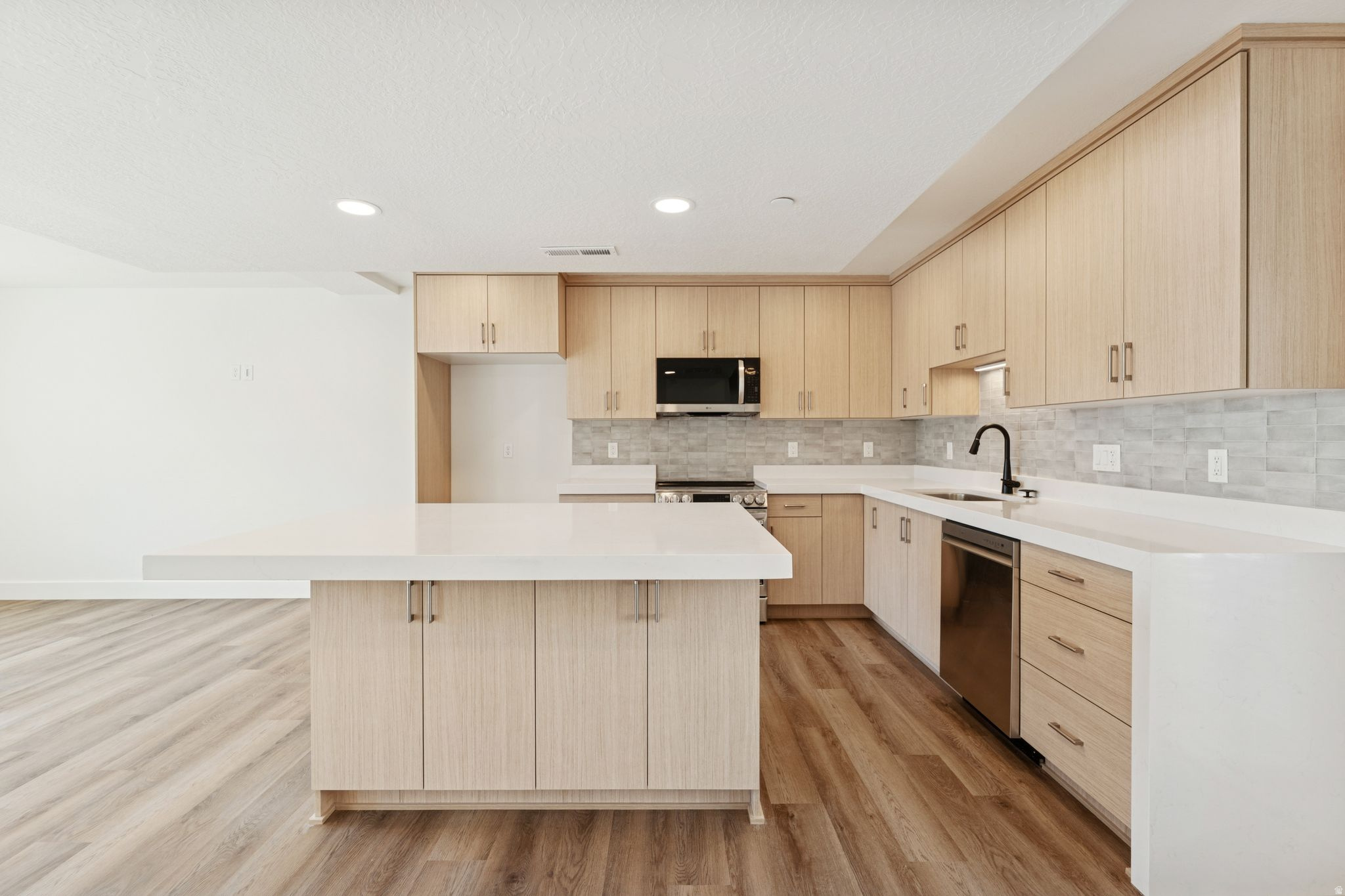 THE BROOKS ON MAIN - Residential