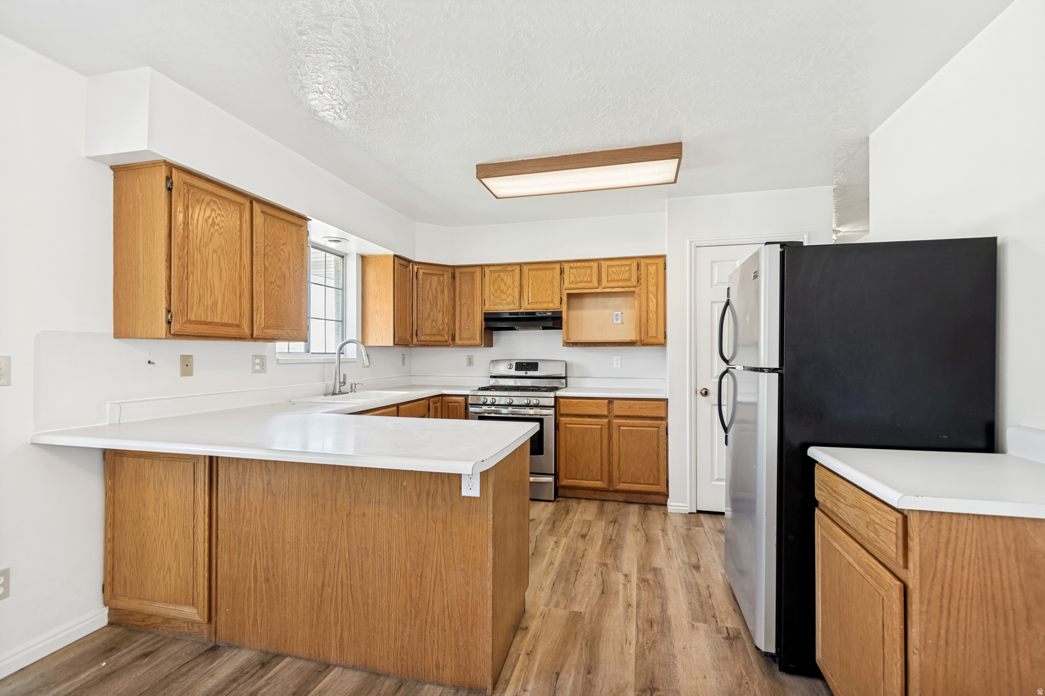 SALEM HILLS - Residential