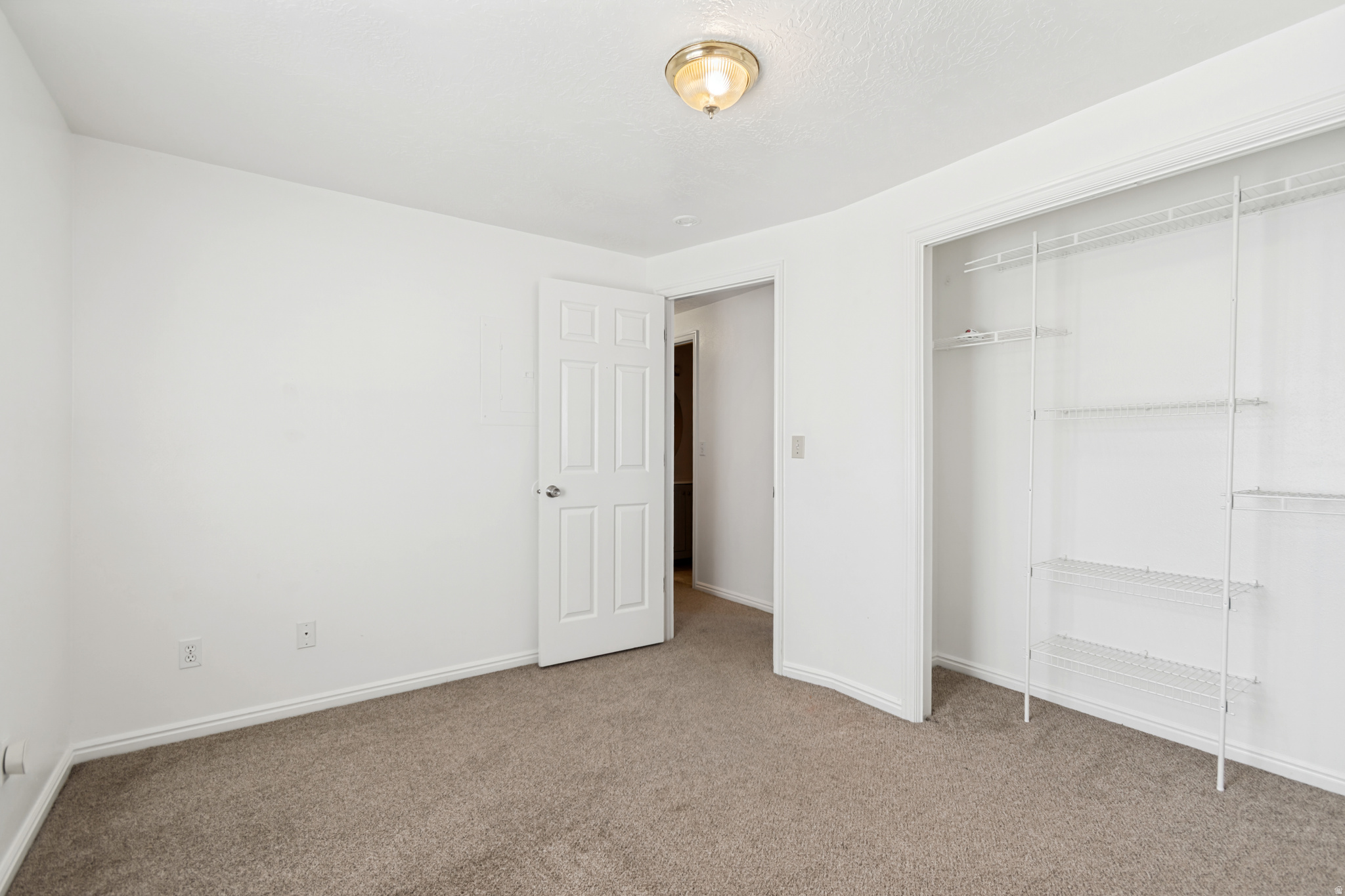 SALEM HILLS - Residential
