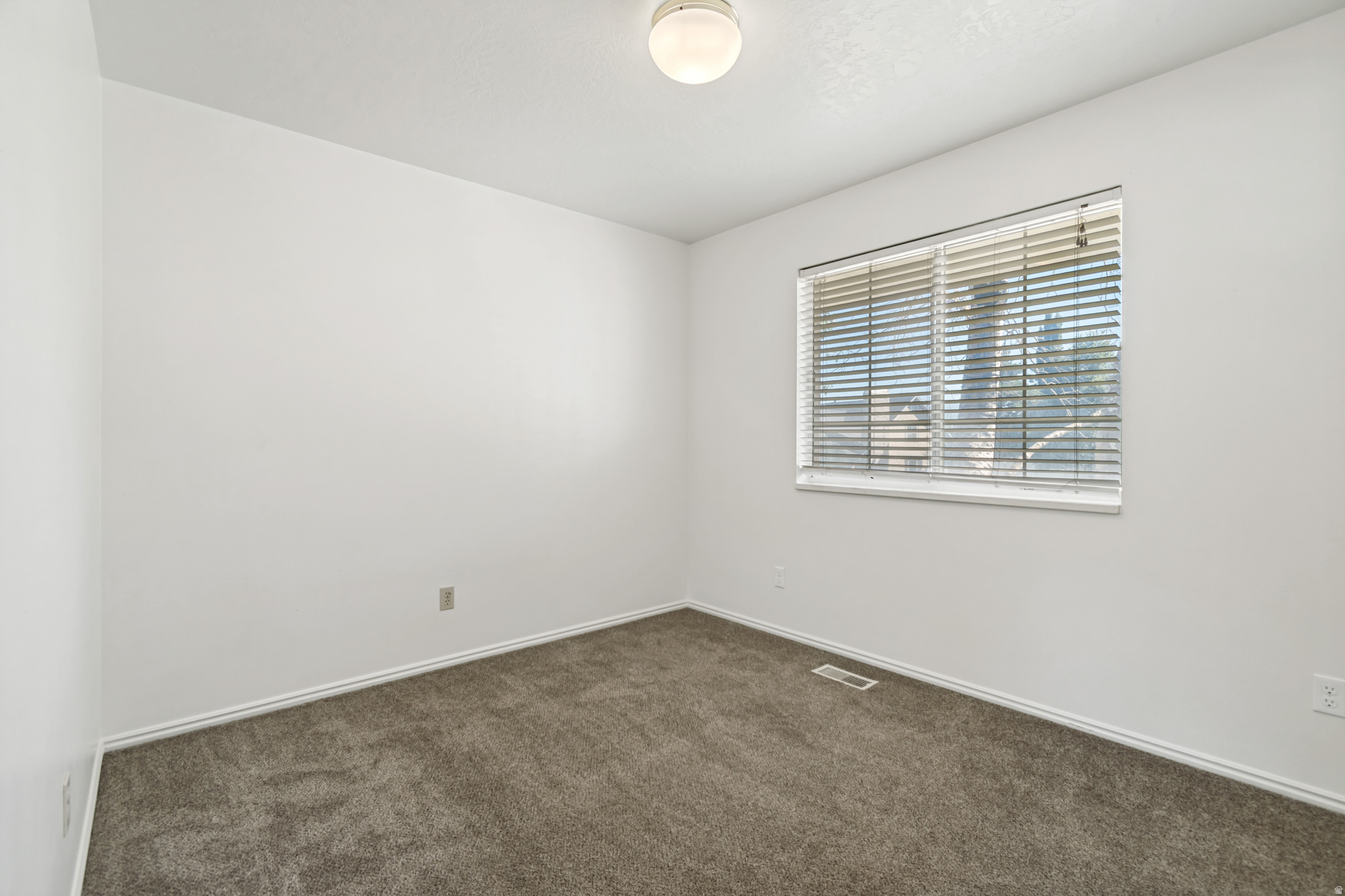 SALEM HILLS - Residential