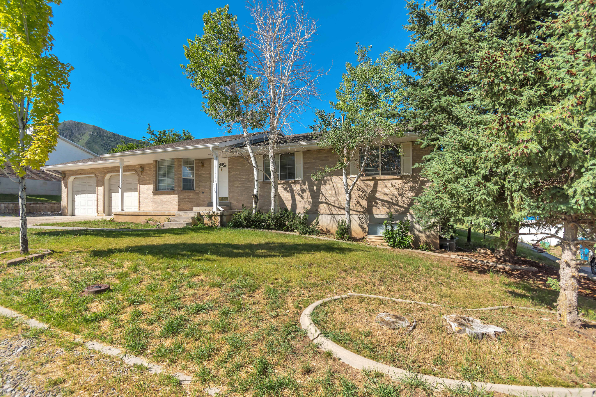 SALEM HILLS - Residential
