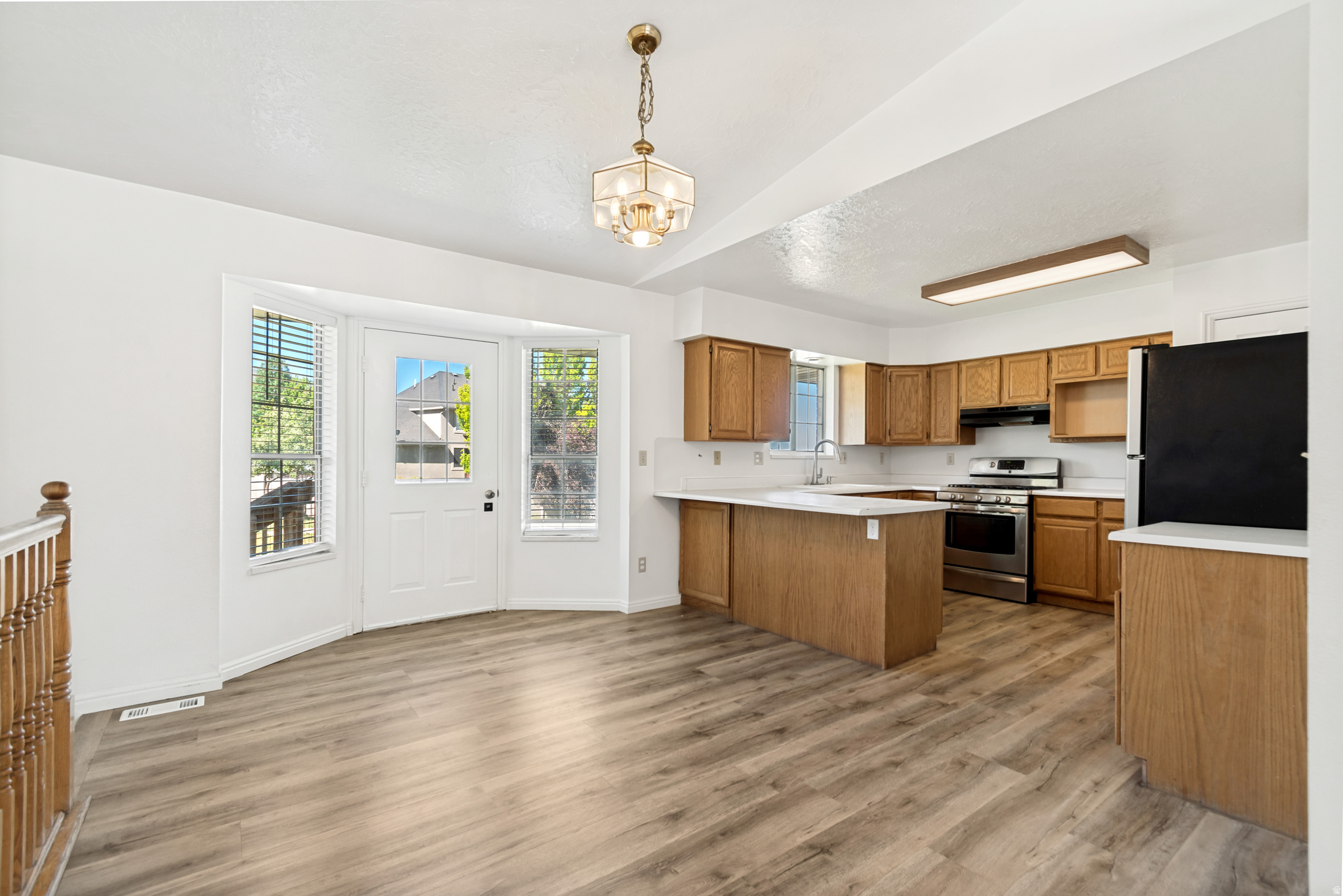 SALEM HILLS - Residential