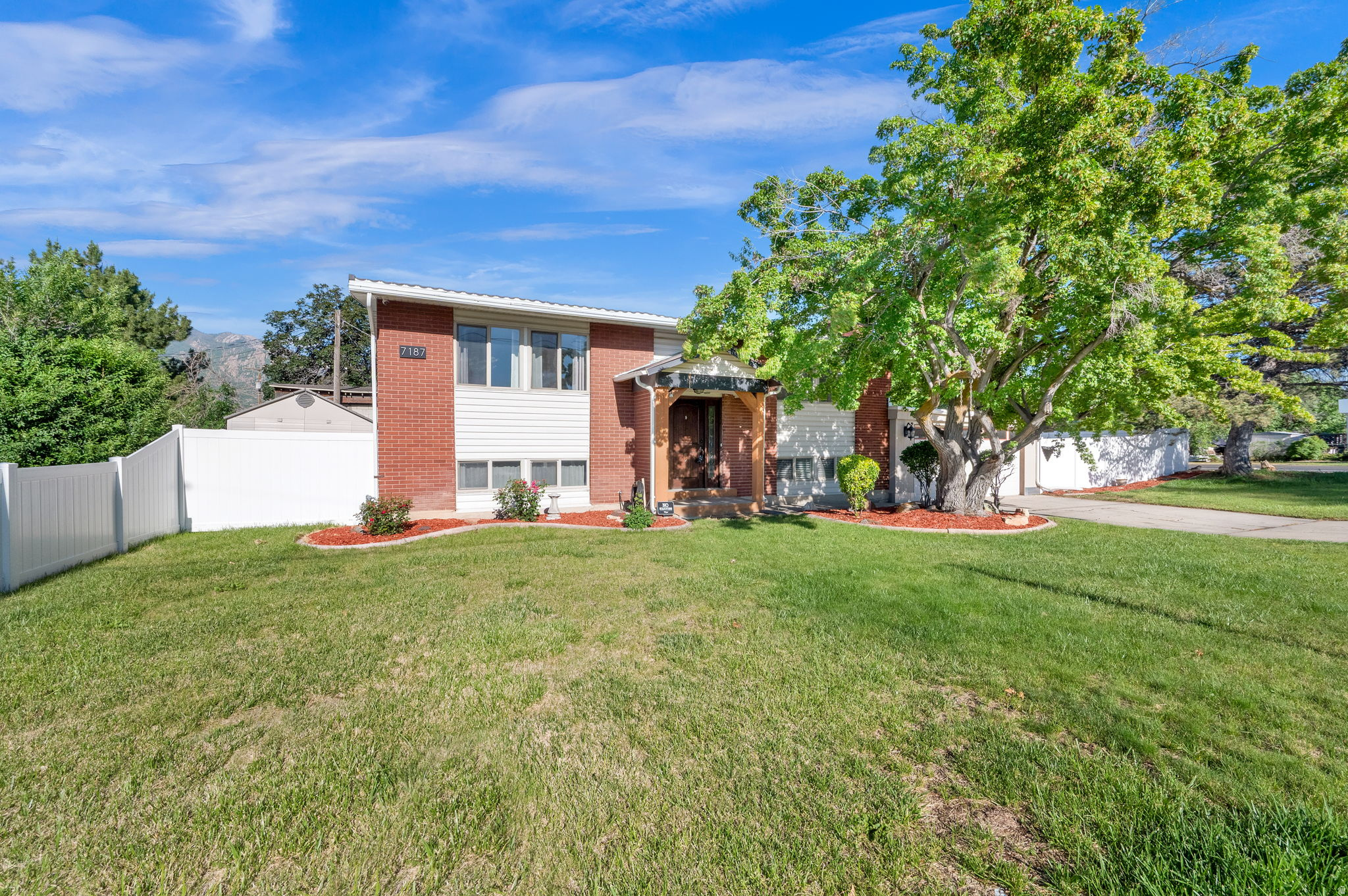 CANYON VIEW VILLAGE - Residential