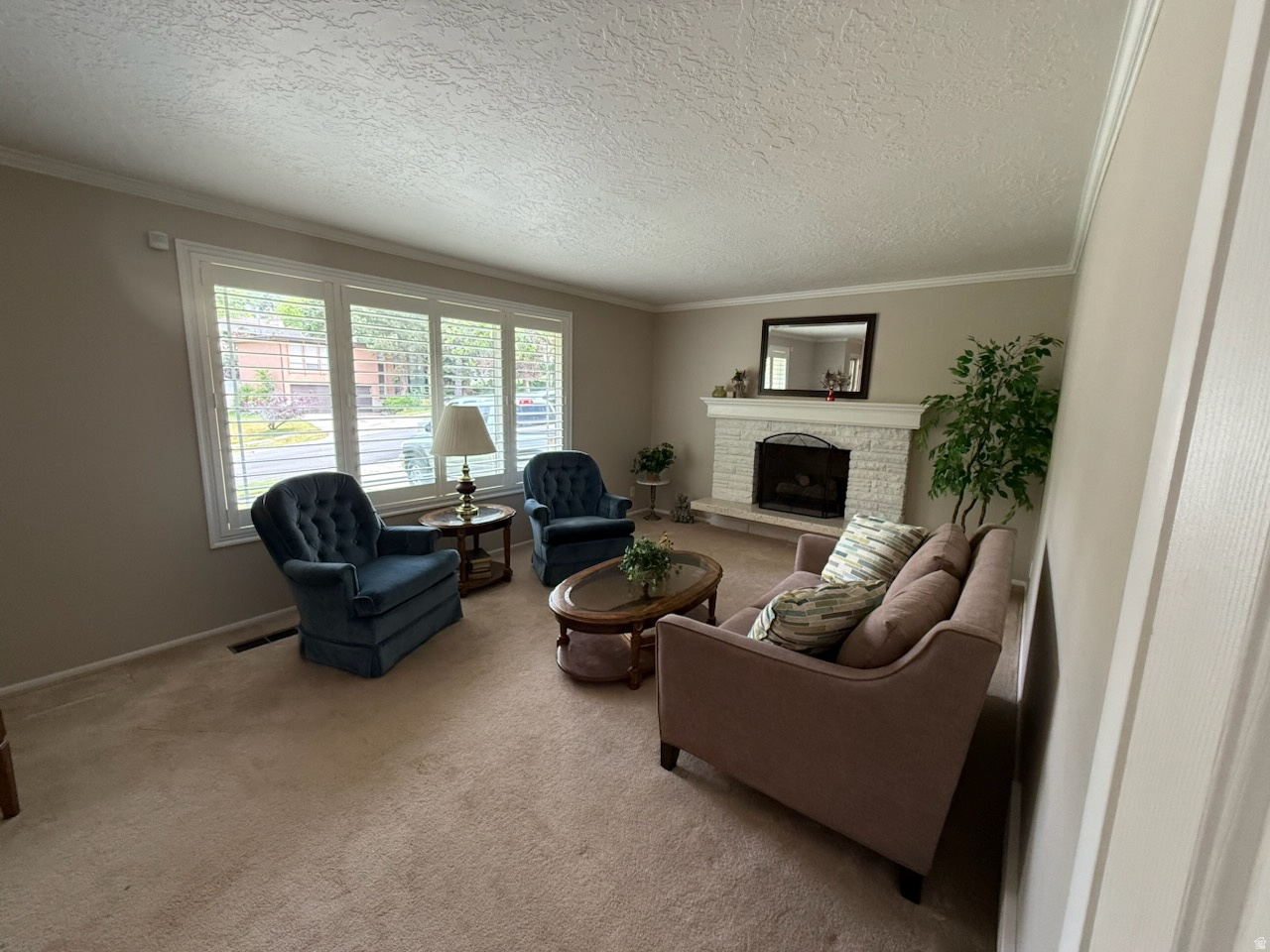 OAKRIDGE MANOR - Residential