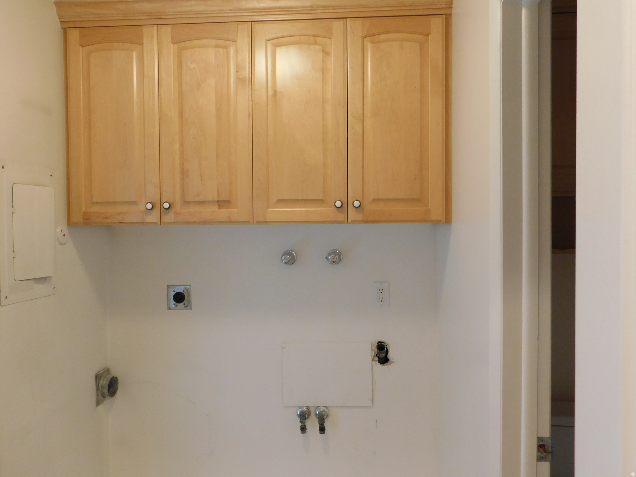 OAKRIDGE MANOR - Residential