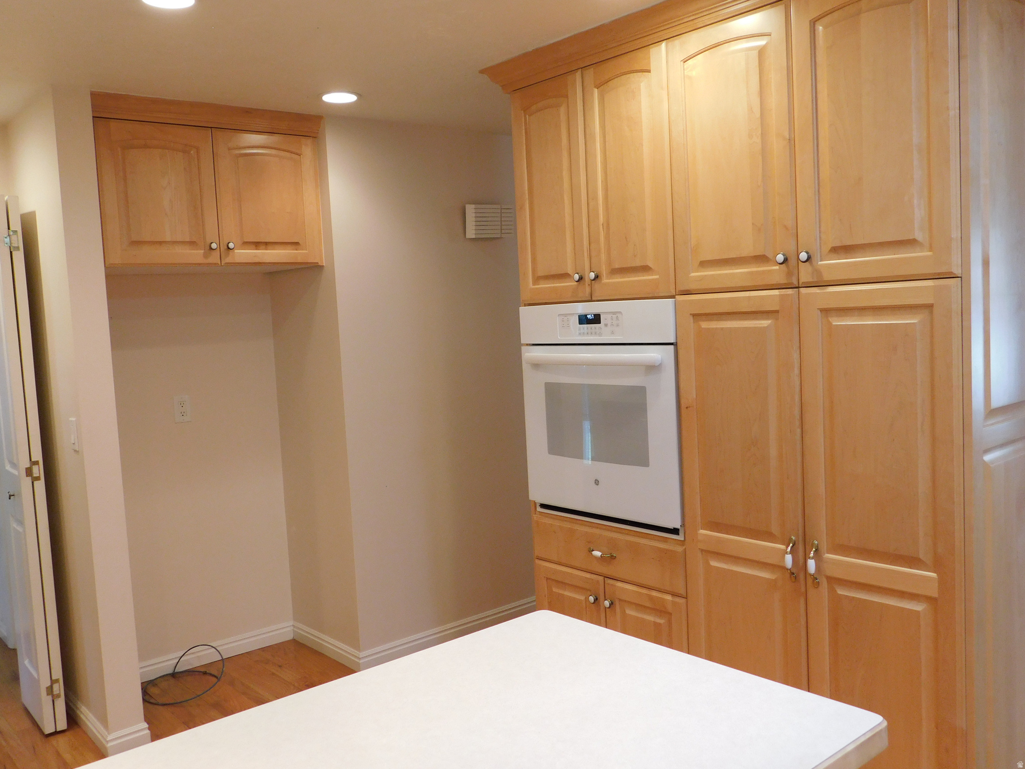 OAKRIDGE MANOR - Residential