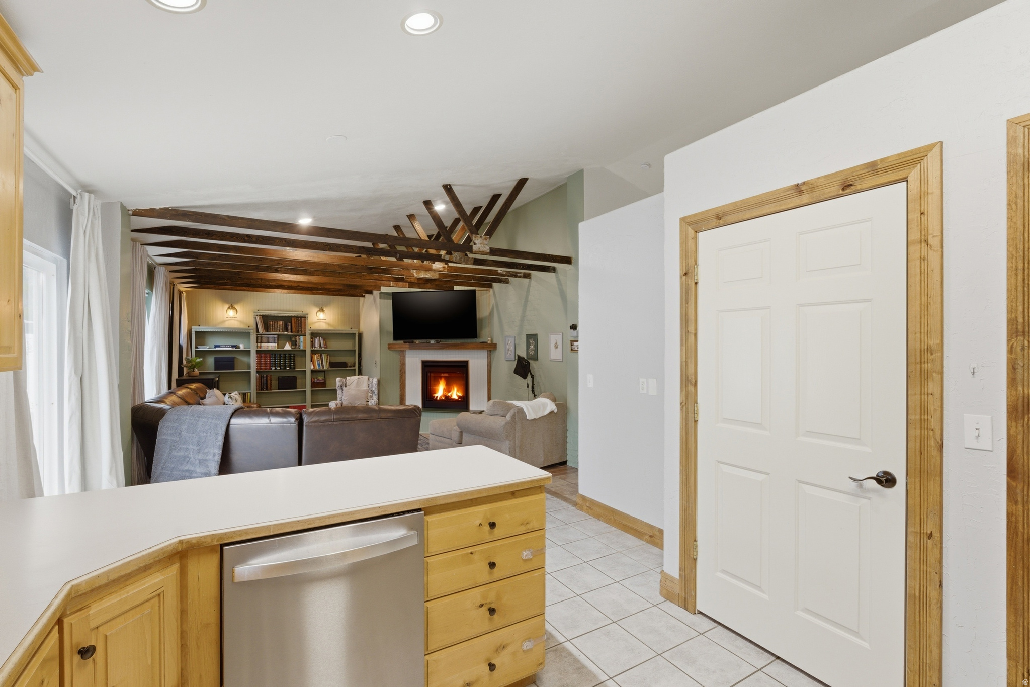 MOUNTAIN VIEW - Residential