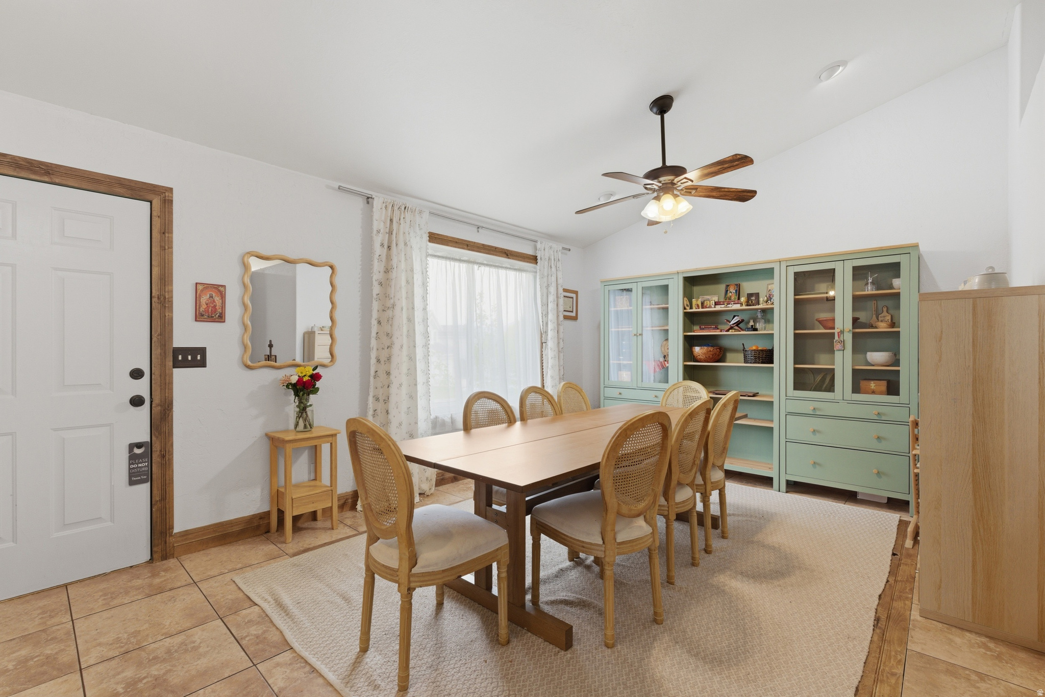 MOUNTAIN VIEW - Residential