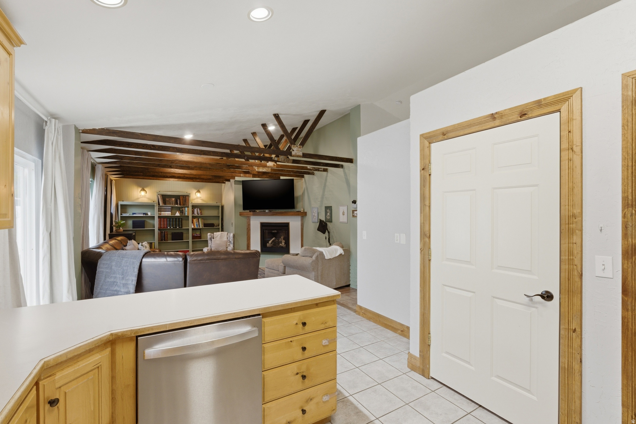 MOUNTAIN VIEW - Residential