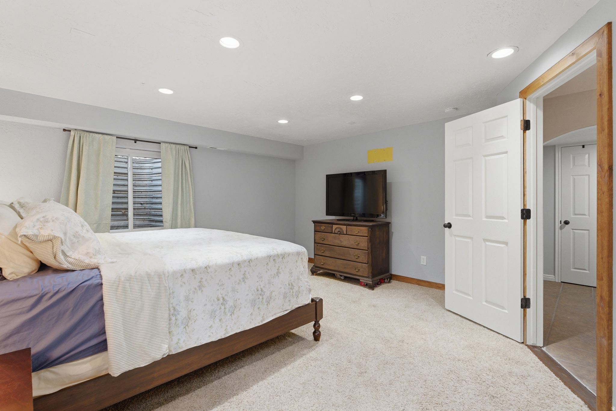 MOUNTAIN VIEW - Residential
