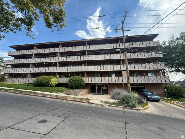 I found this unit years ago for my buyer who played in the Utah Symphony and needed to be in a building that was made of brick or concrete, so his neighbors didn't hear him practice...and this is what he ended up liking and buying!  Secure building with 1 car secure parking underneath and a small storage area, this south-facing unit looks out at the city lights at night or the sunsets at dusk from the unit balcony.  It's located also in the 'free zone' of UTA buses, which runs from 500 South to the Capitol building.  Affordable living, close to City Creek Mall. Estate sale, sold in 'as-is' condition-it's a blank slate ready for your personalization!  Show anytime!  There's no SPD-heirs have never lived in the property.