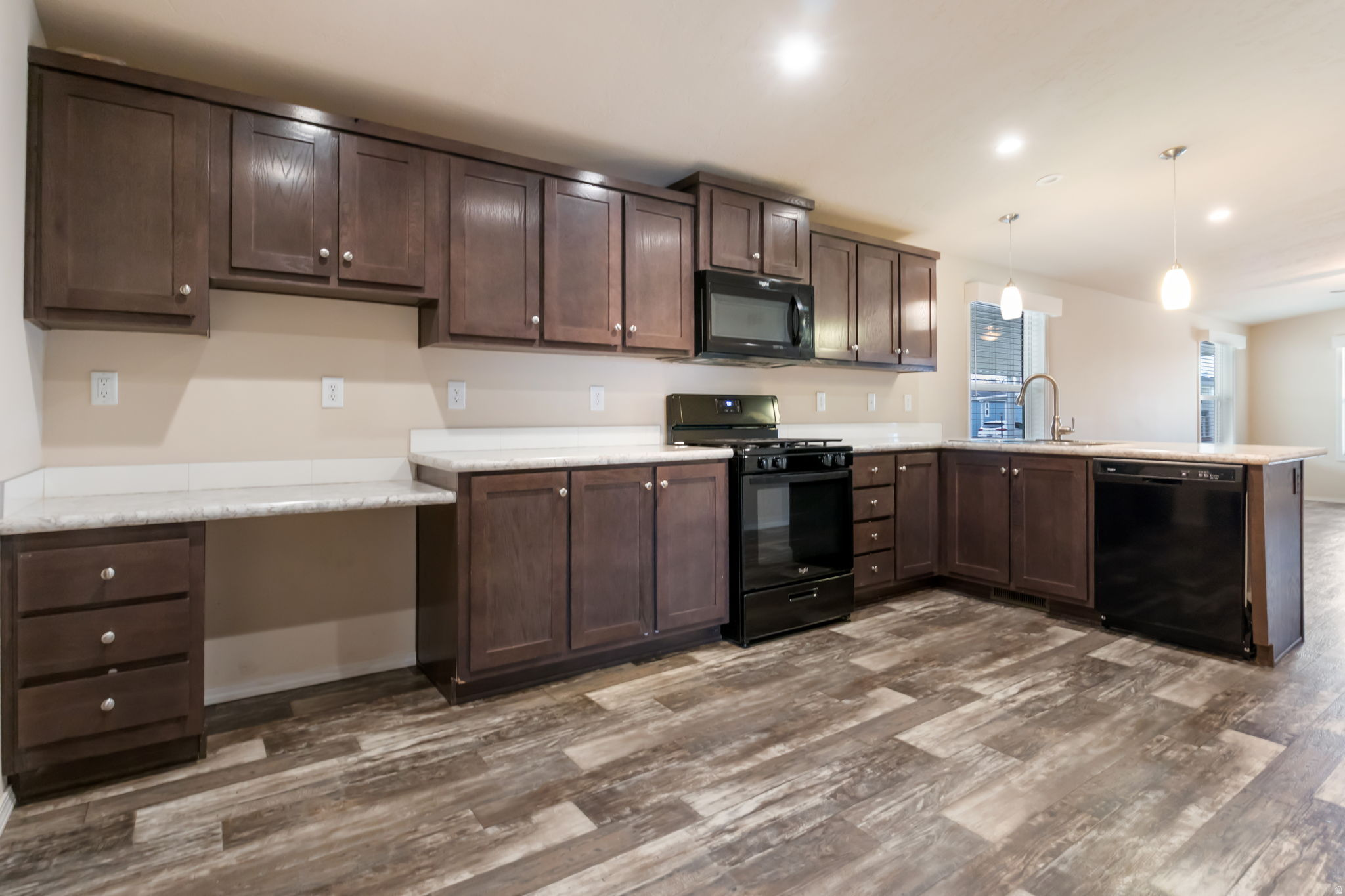 WINCHESTER ESTATES - Residential