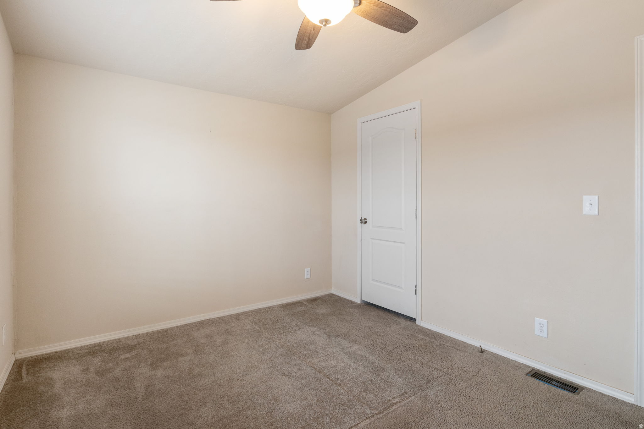 WINCHESTER ESTATES - Residential