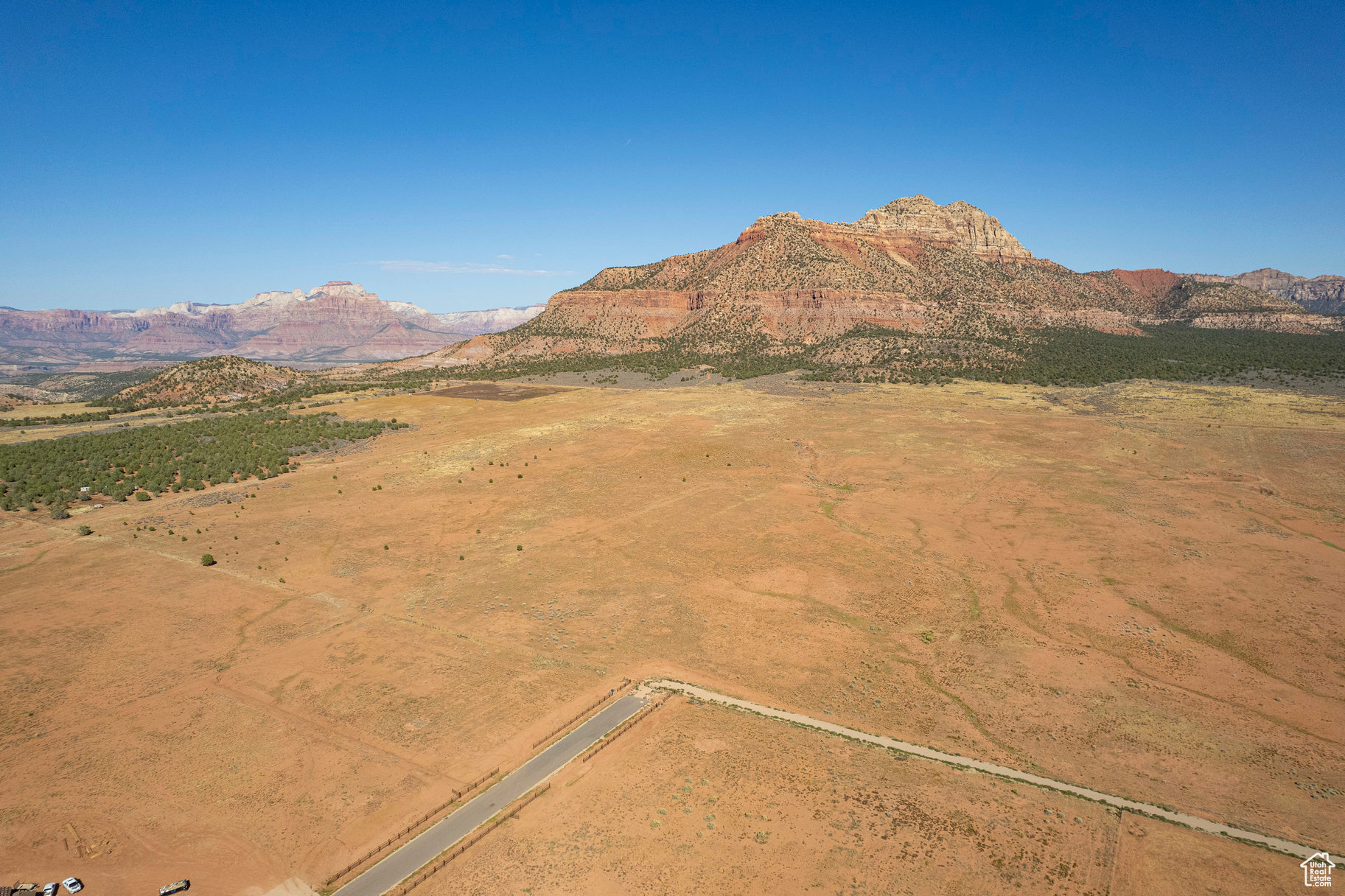 APPLE VALLEY TOWNSIT - Land