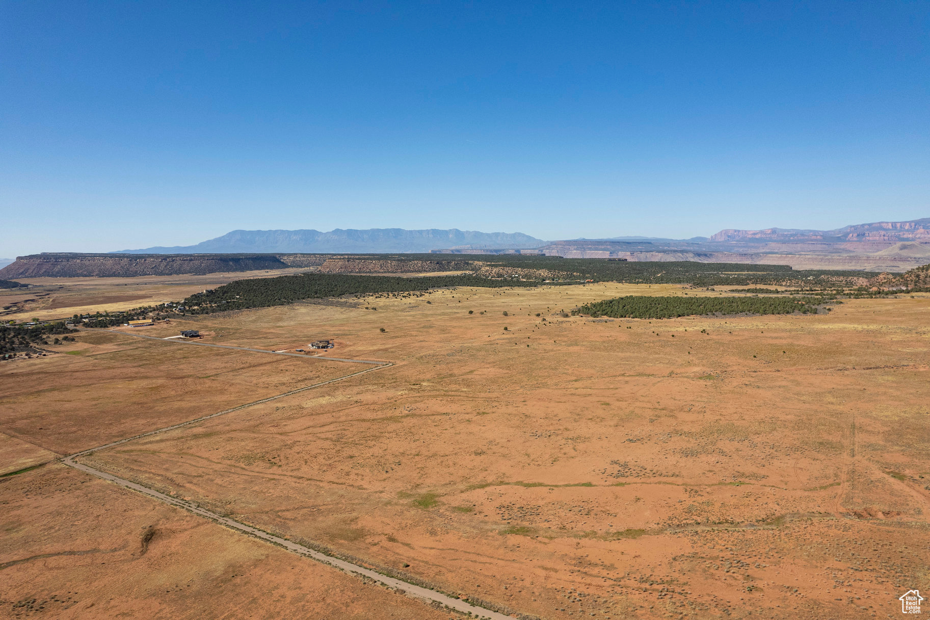 APPLE VALLEY TOWNSIT - Land