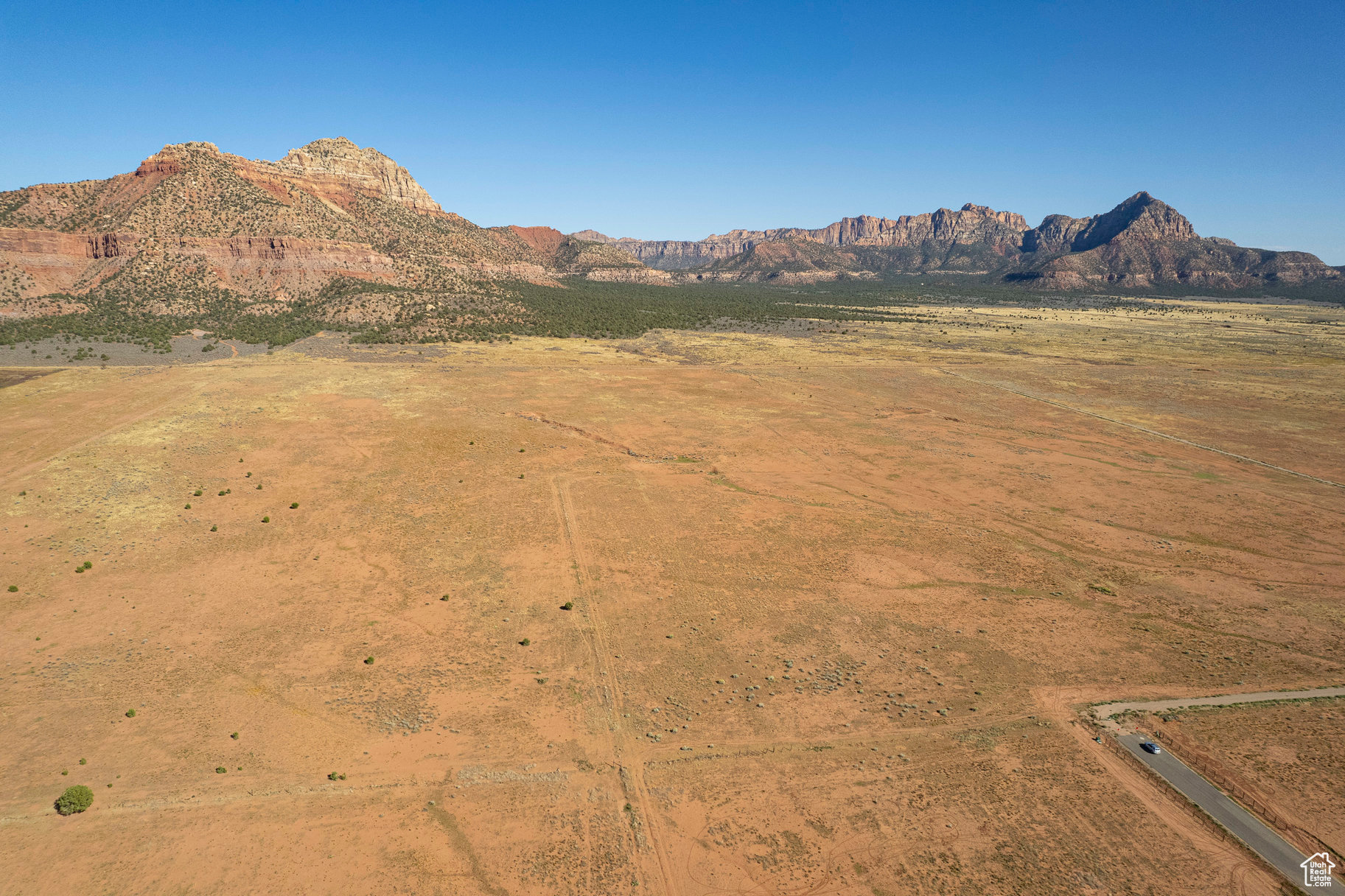 APPLE VALLEY TOWNSIT - Land