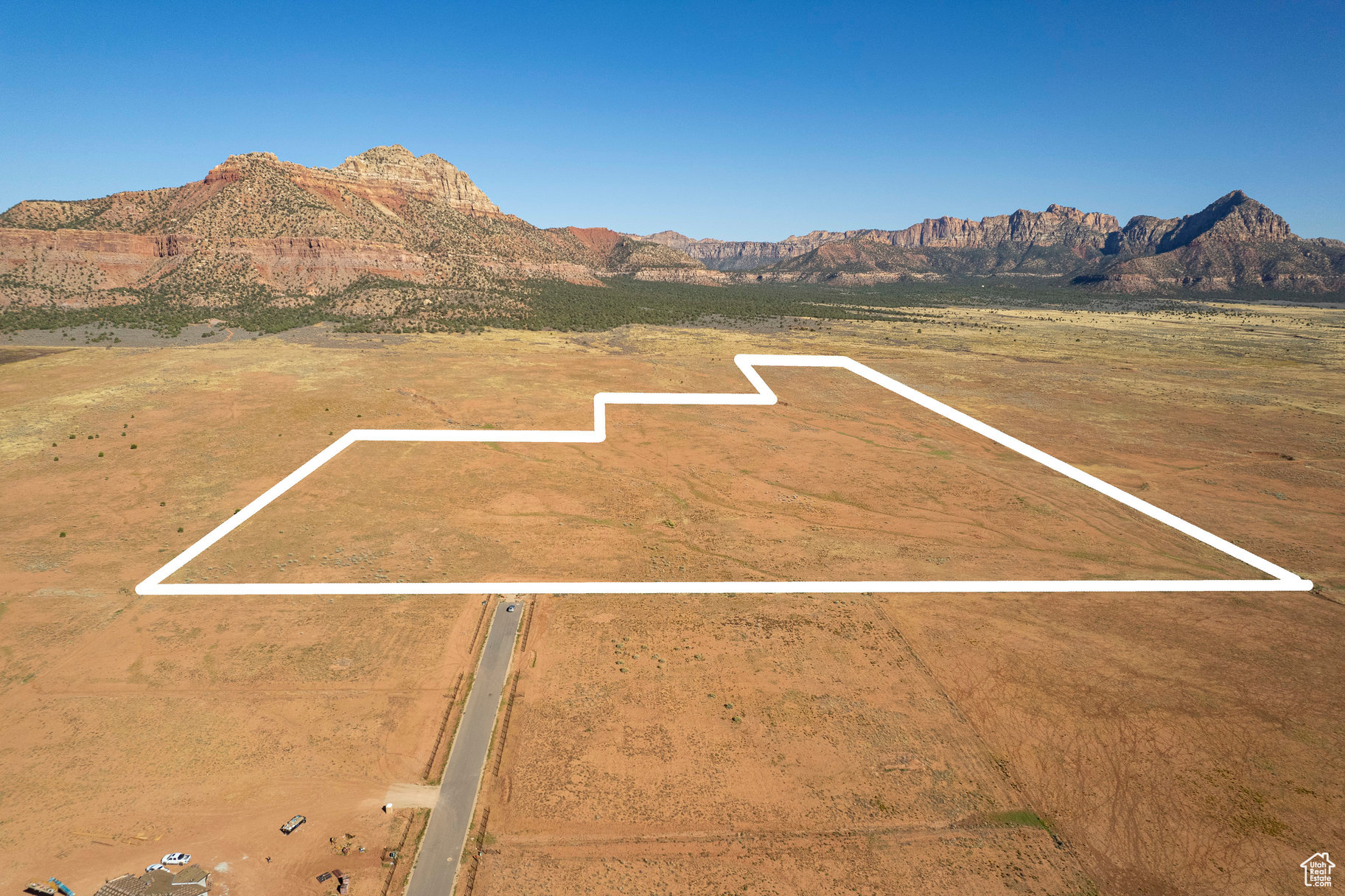 APPLE VALLEY TOWNSIT - Land