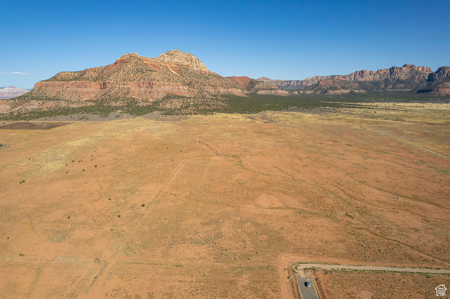 APPLE VALLEY TOWNSIT - Land