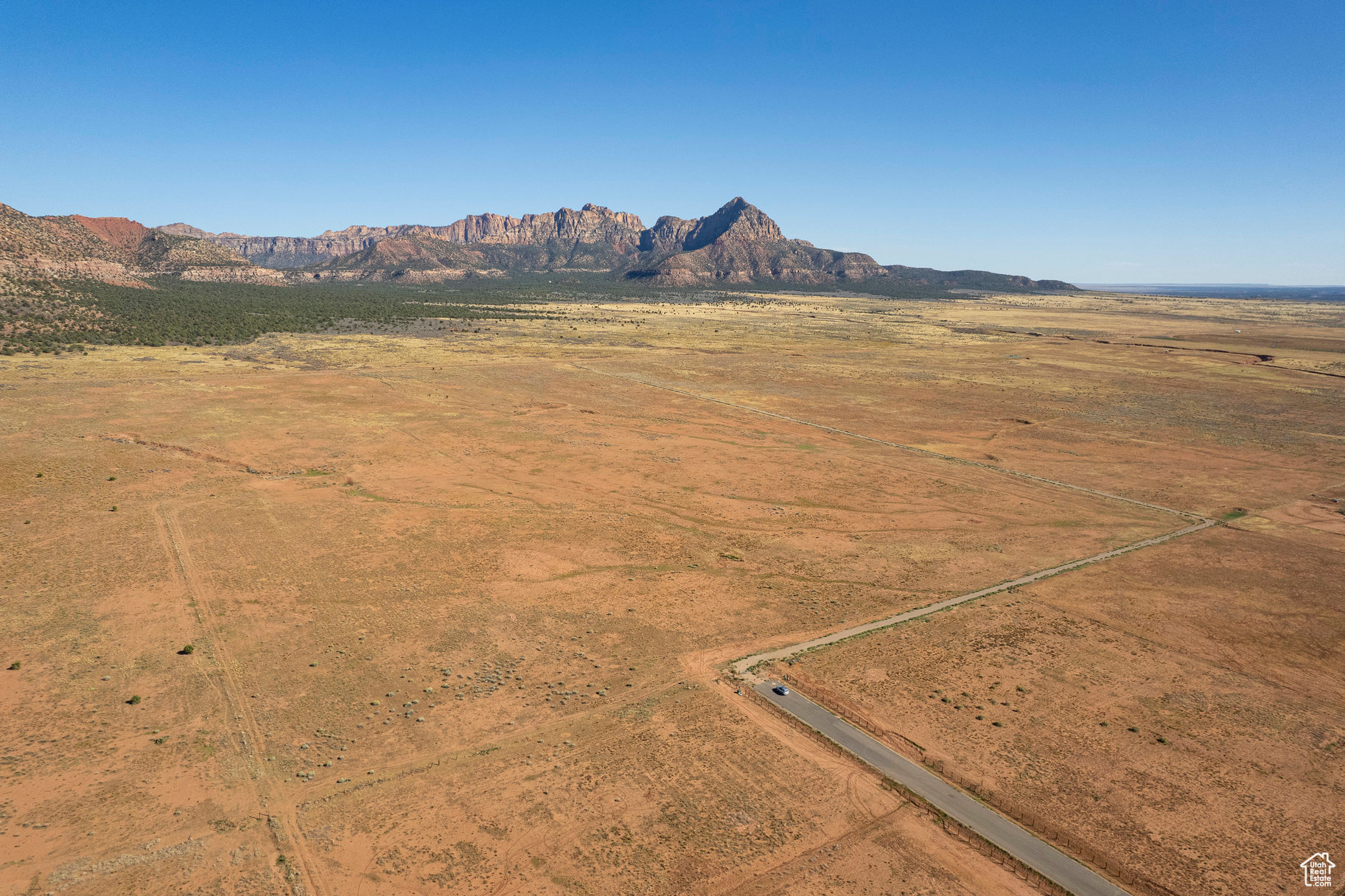 APPLE VALLEY TOWNSIT - Land