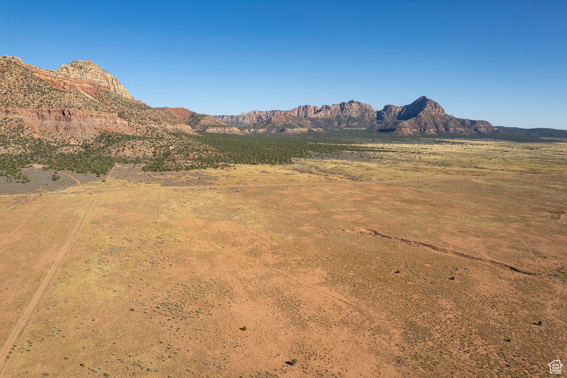 APPLE VALLEY TOWNSIT - Land