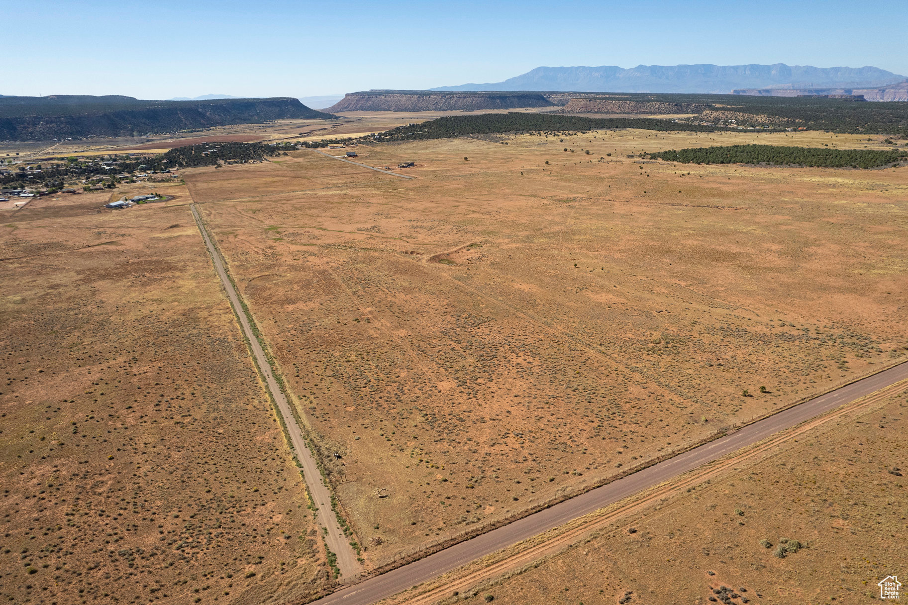 APPLE VALLEY TOWNSIT - Land