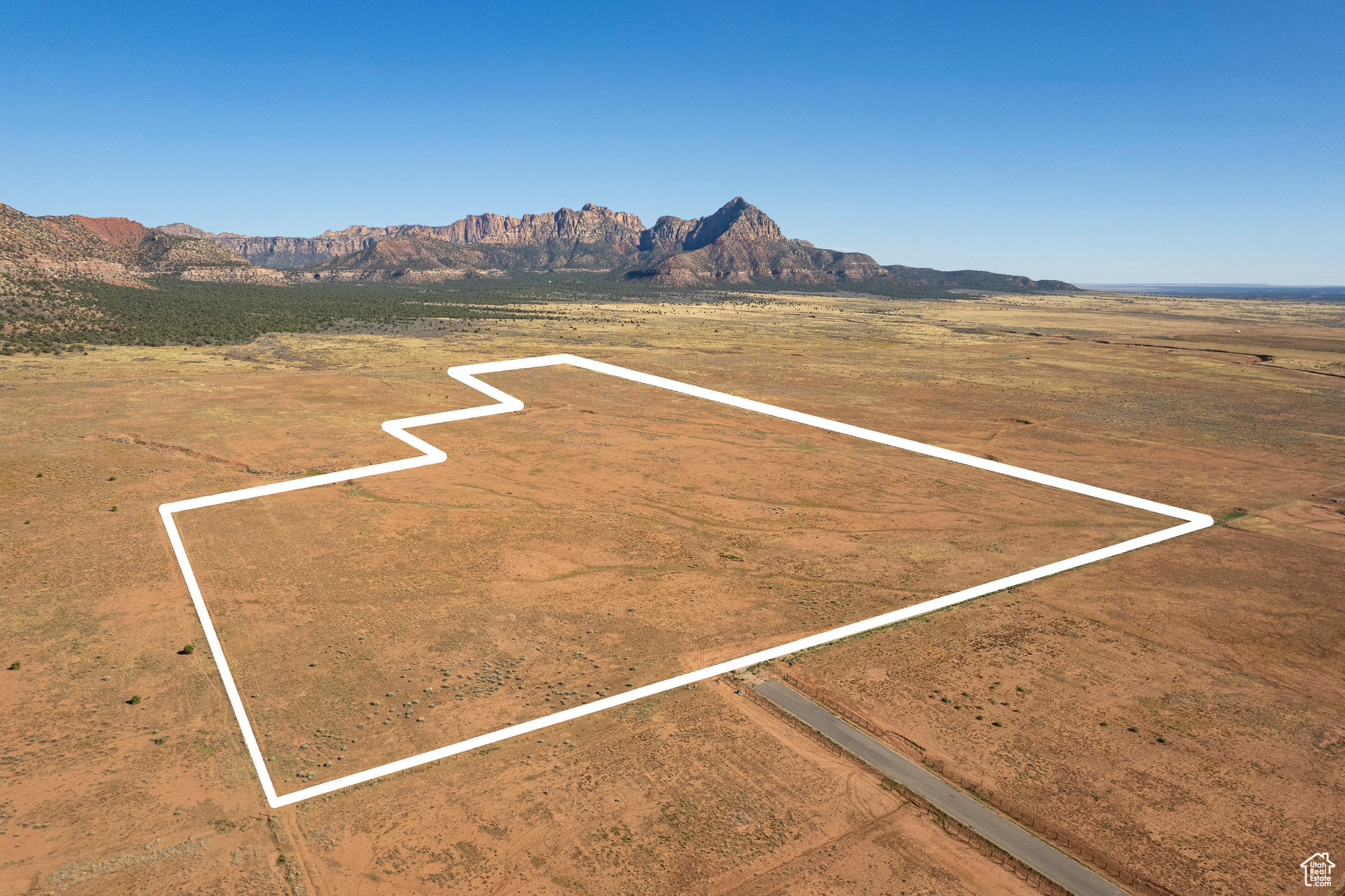 APPLE VALLEY TOWNSIT - Land