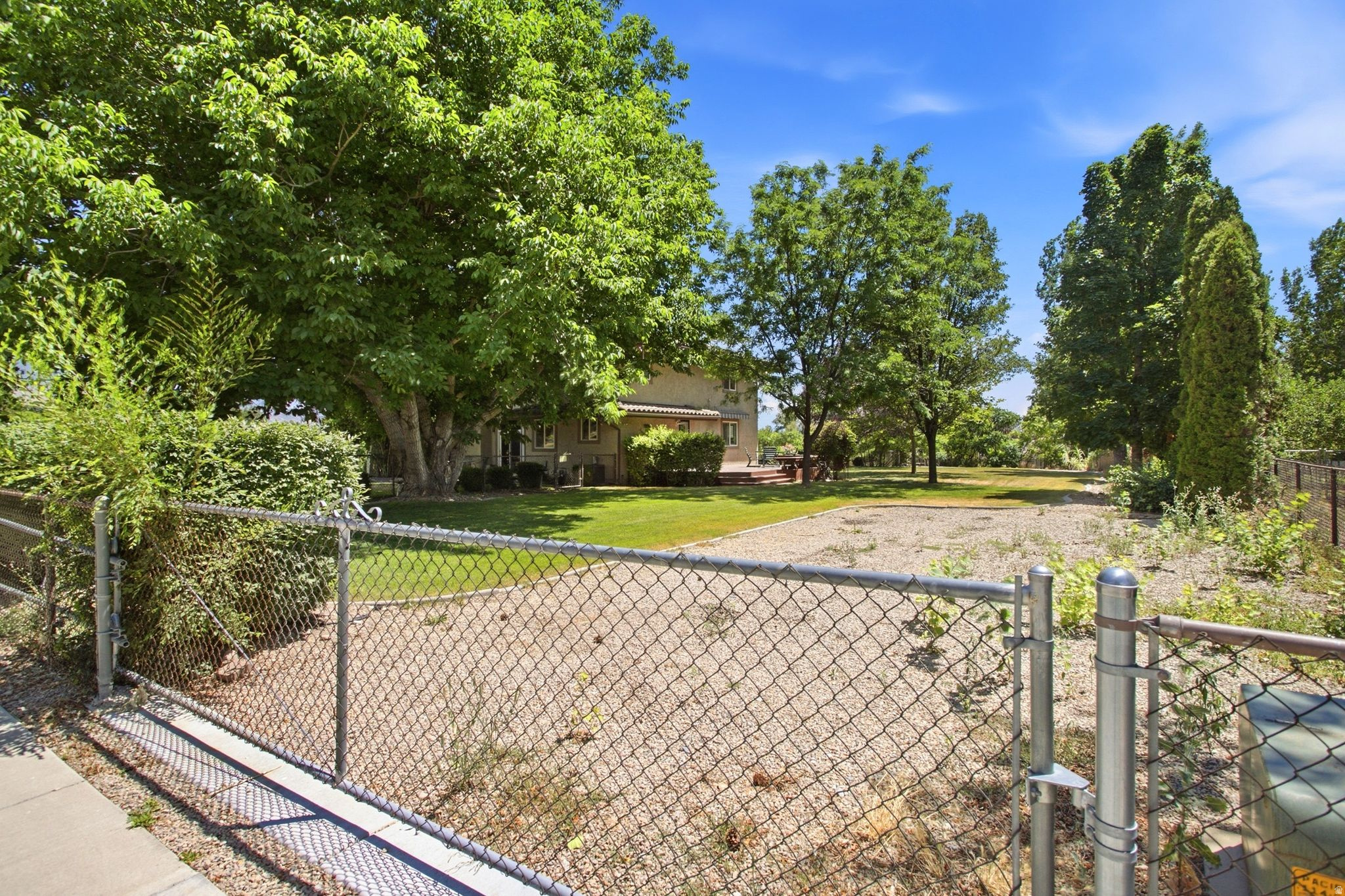 BURTON - Residential