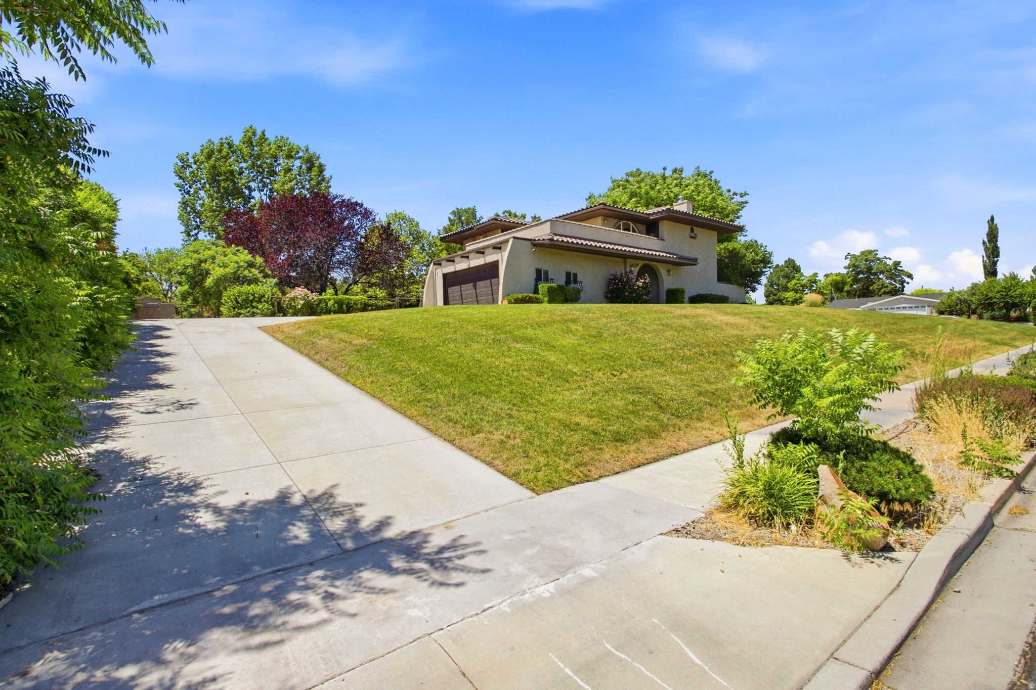 BURTON - Residential