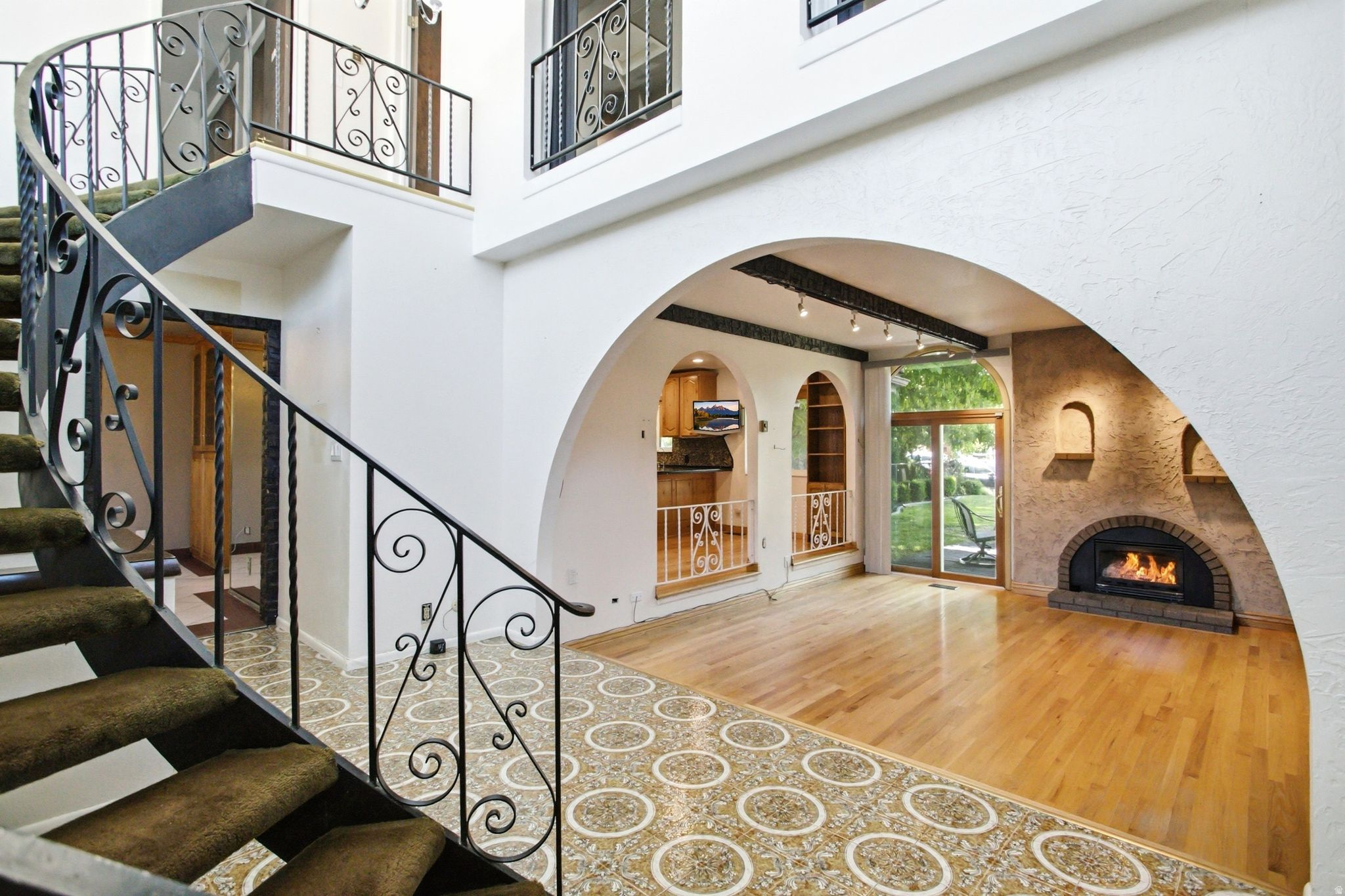 BURTON - Residential