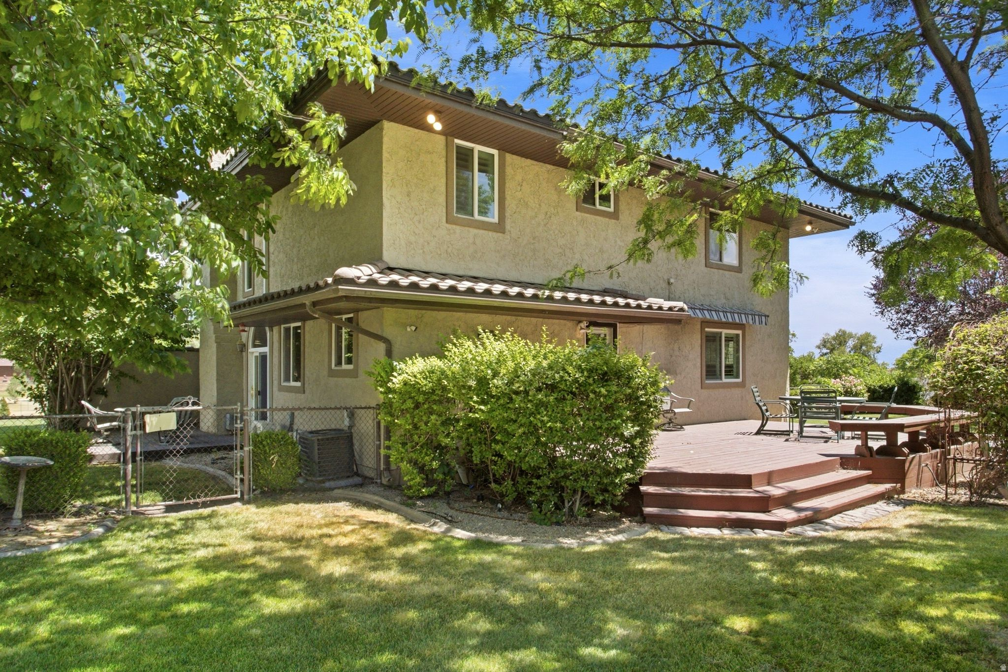 BURTON - Residential