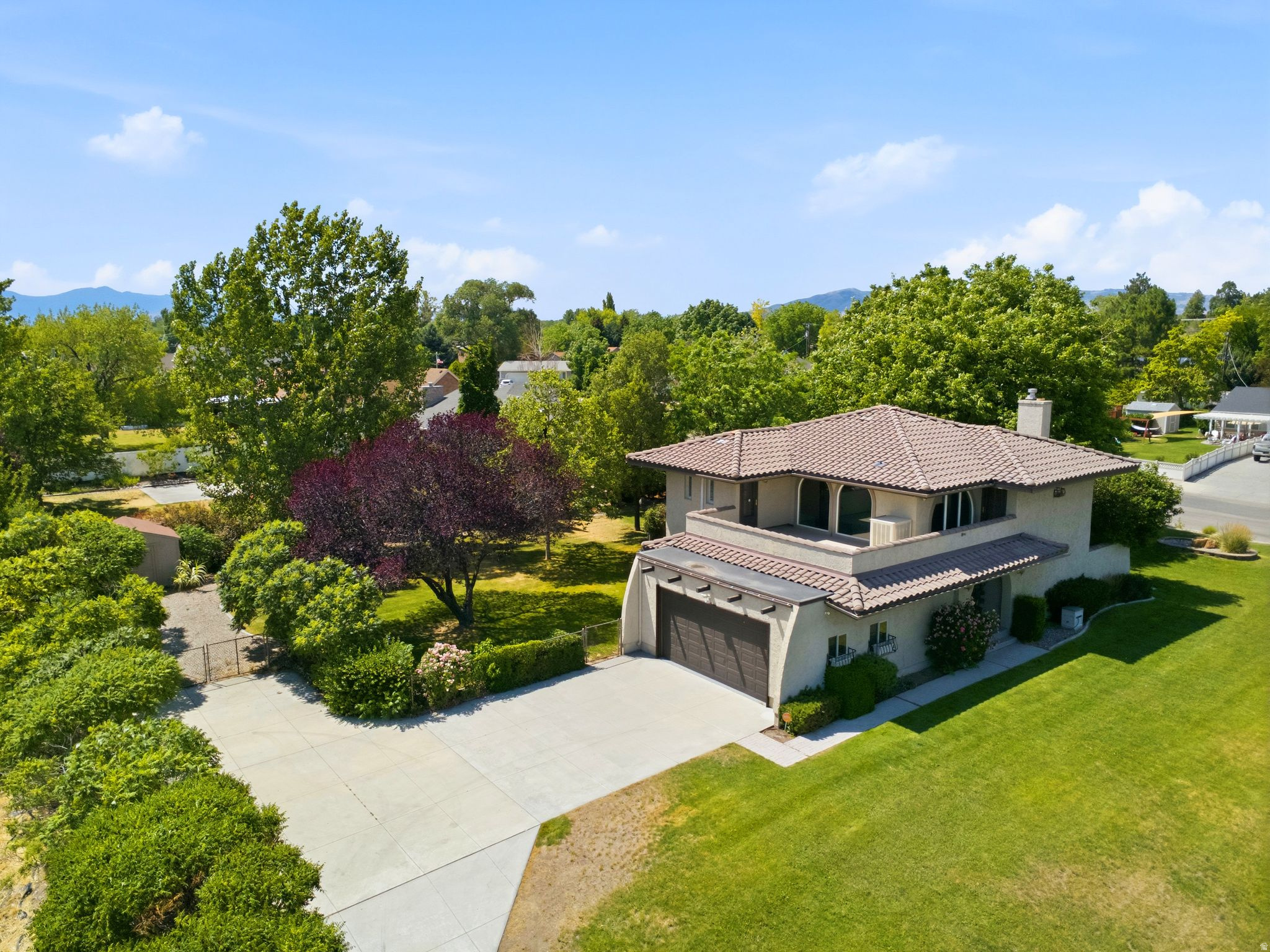 BURTON - Residential