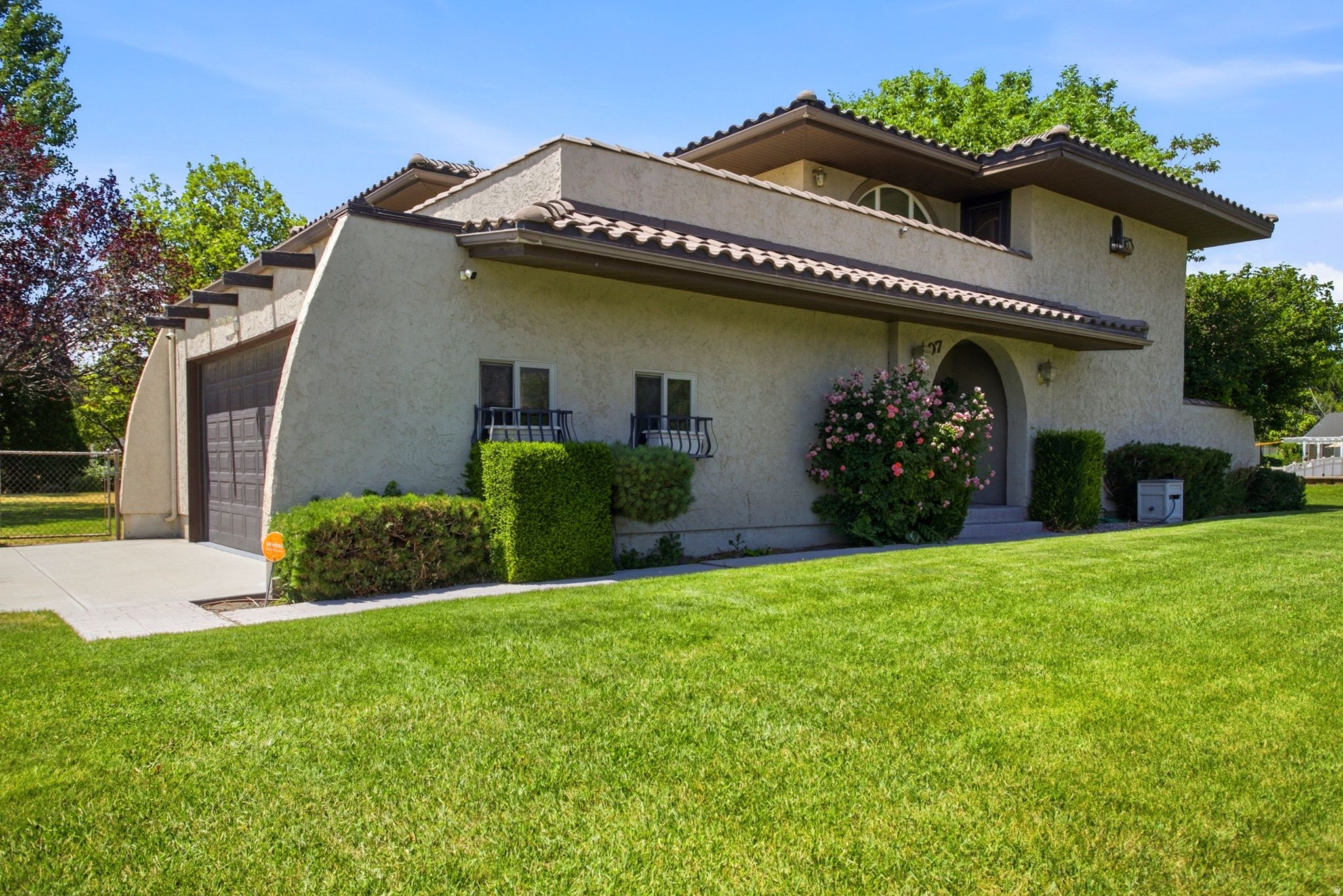 BURTON - Residential