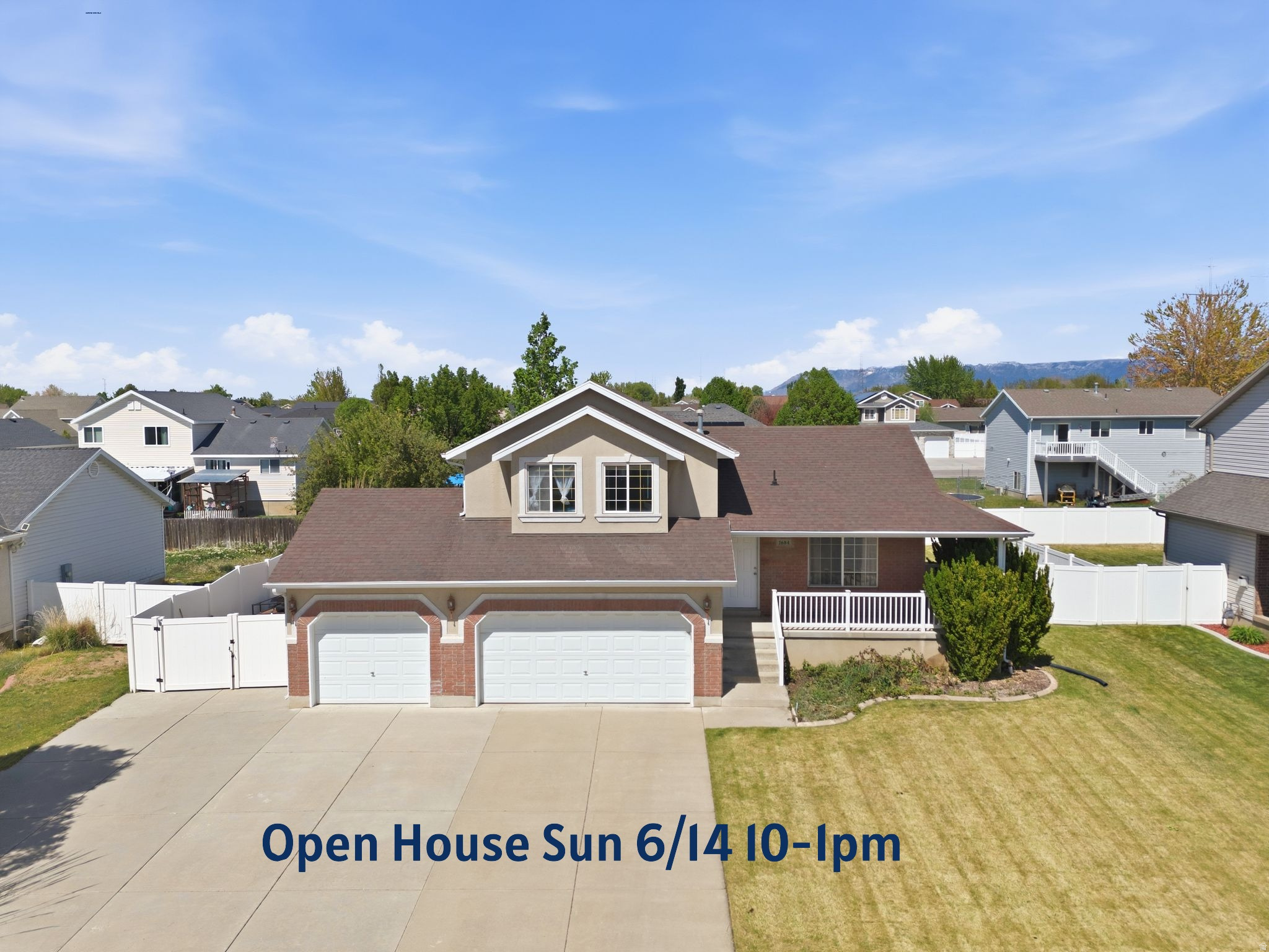 Great 5 bed home that's move in ready. Super clean and ready for you. 3 car garage AND Rv parking. Warm, cozy with lots of space to spread out. South facing lot to help with the snow melt.  Huge fenced back yard to entertain, play, or tinker in the raised veggie gardens. Easy to show.