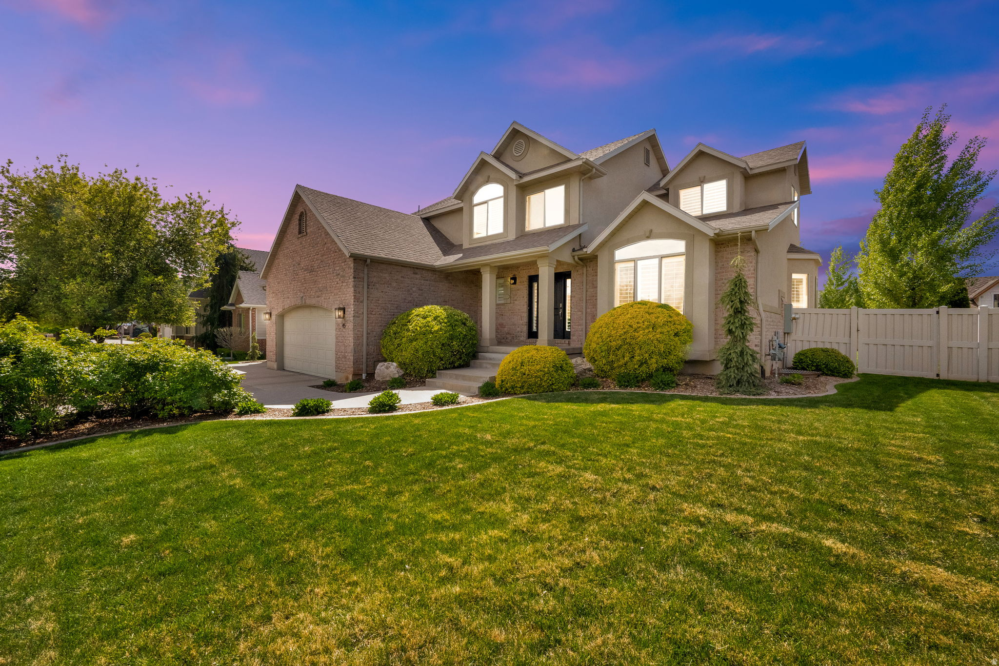 FREE 1-0 interest rate buydown available through preferred lender for buyers who go under contract on or before June 30, 2026. Contact agent for details.  Located in one of Kaysville's most sought-after neighborhoods, this 6-bedroom, 4-bath home offers a functional open layout with spacious kitchen and living areas perfect for everyday living and entertaining. Enjoy incredible views, beautifully maintained yard, and oversized garage with plenty of space for vehicles, storage, and toys. Close to top-rated schools, parks, and everything Kaysville has to offer.