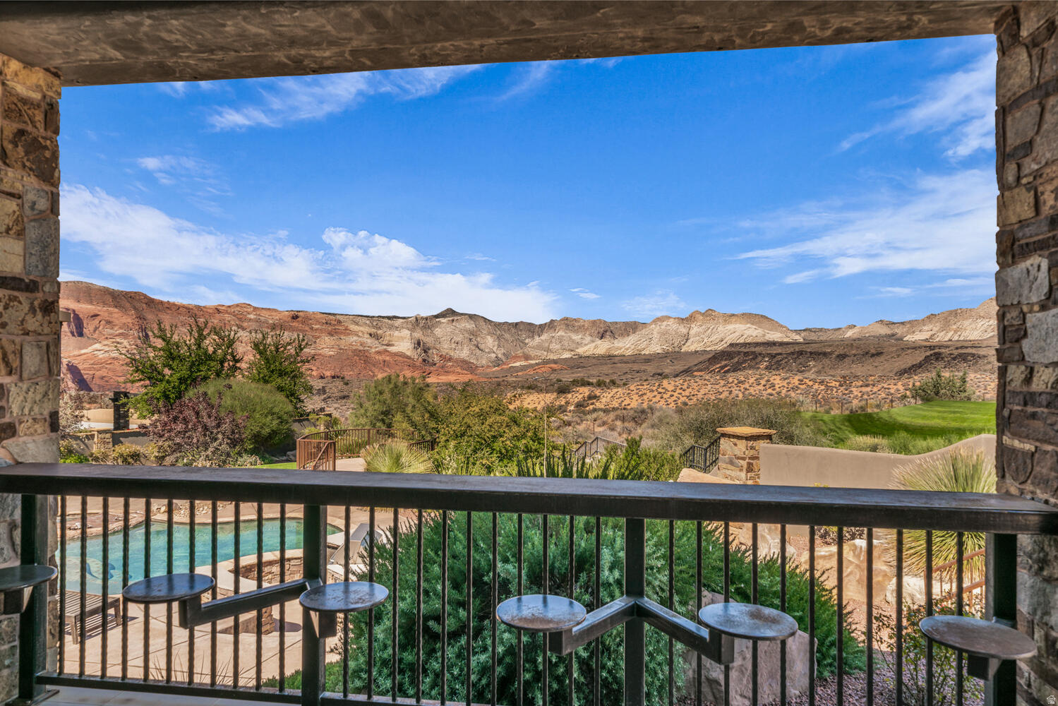 LEDGES OF ST GEORGE - Residential