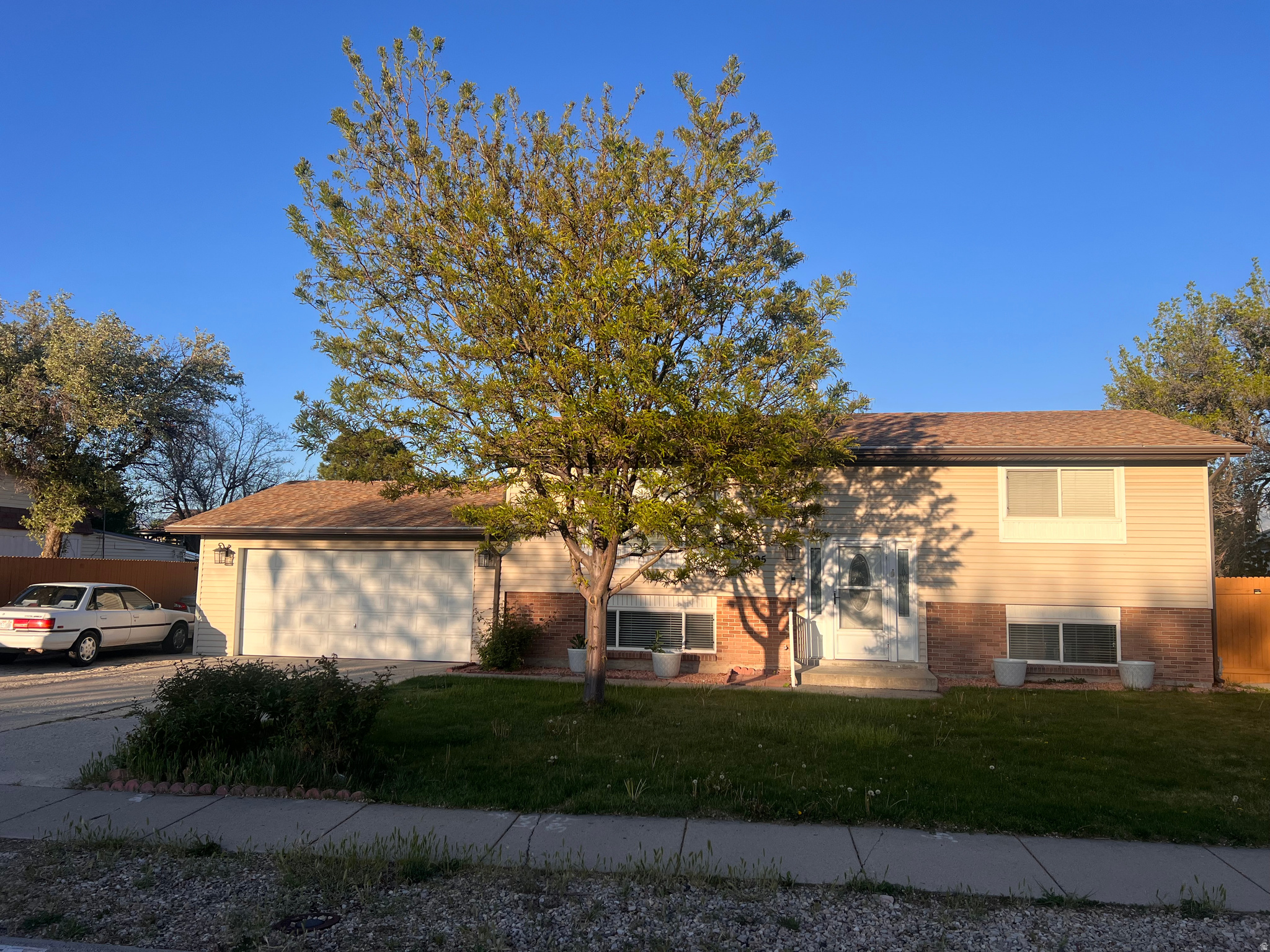 DIXIE VALLEY #4 - Residential