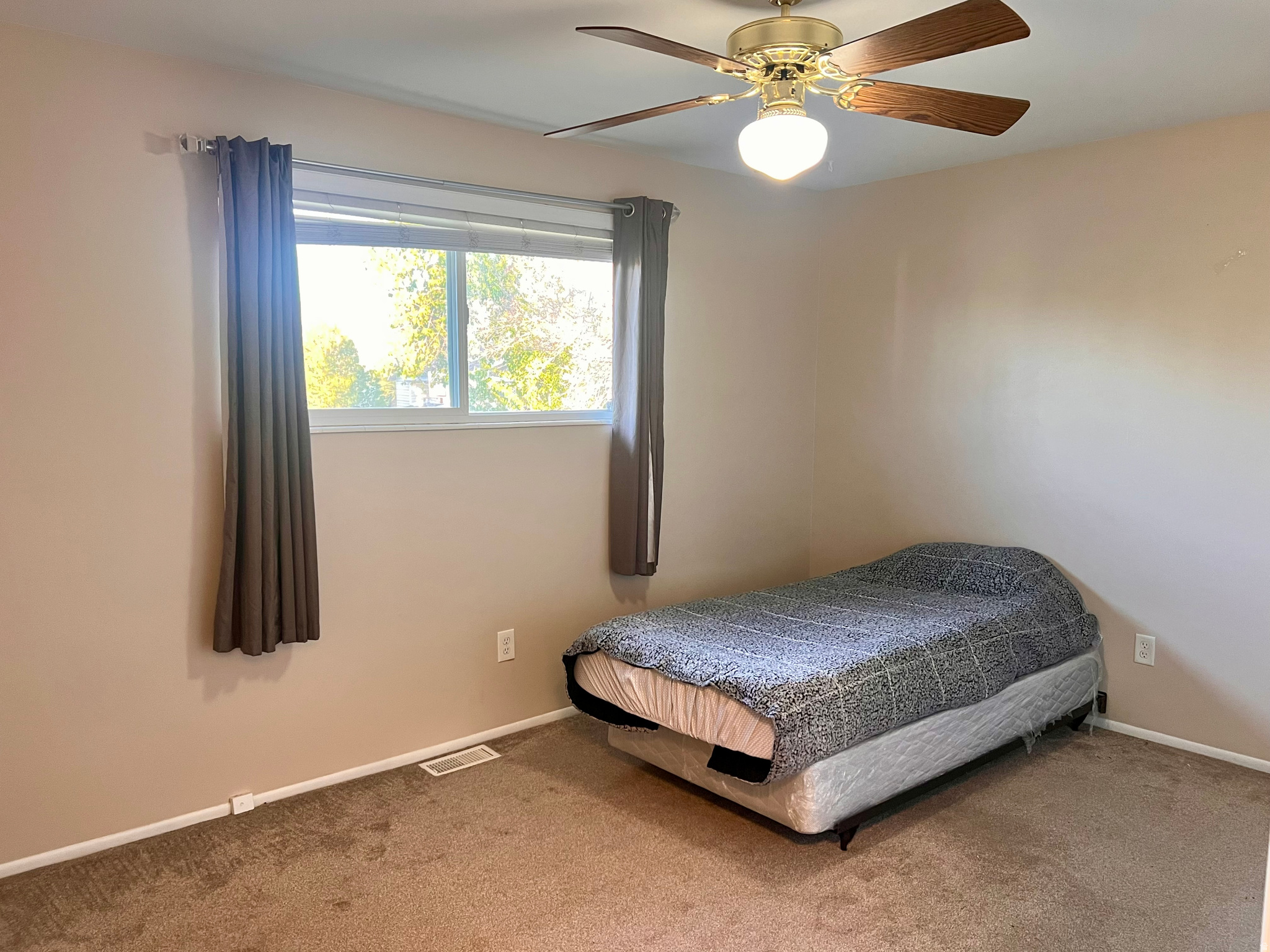 DIXIE VALLEY #4 - Residential