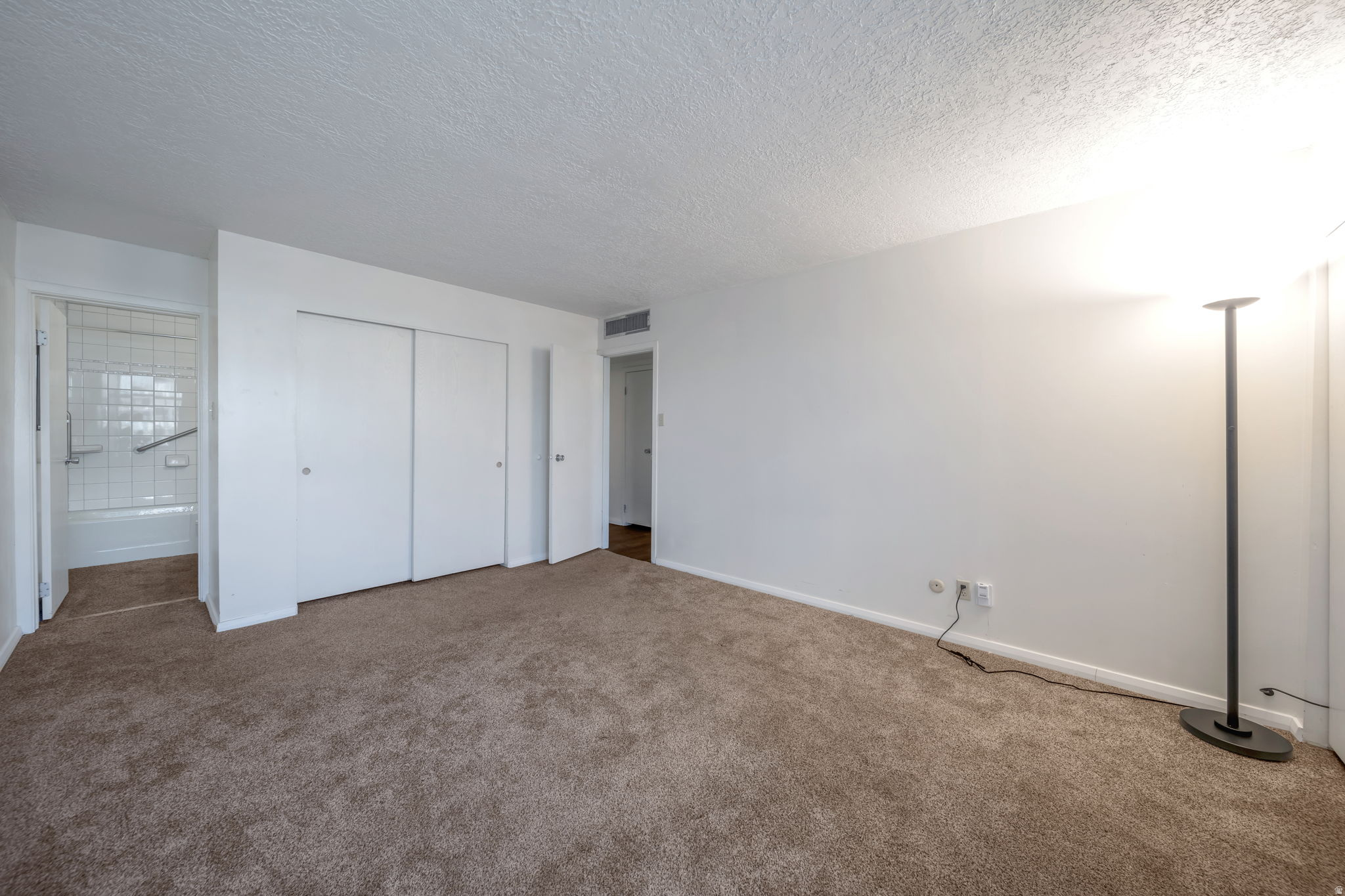CANYON ROAD - Residential