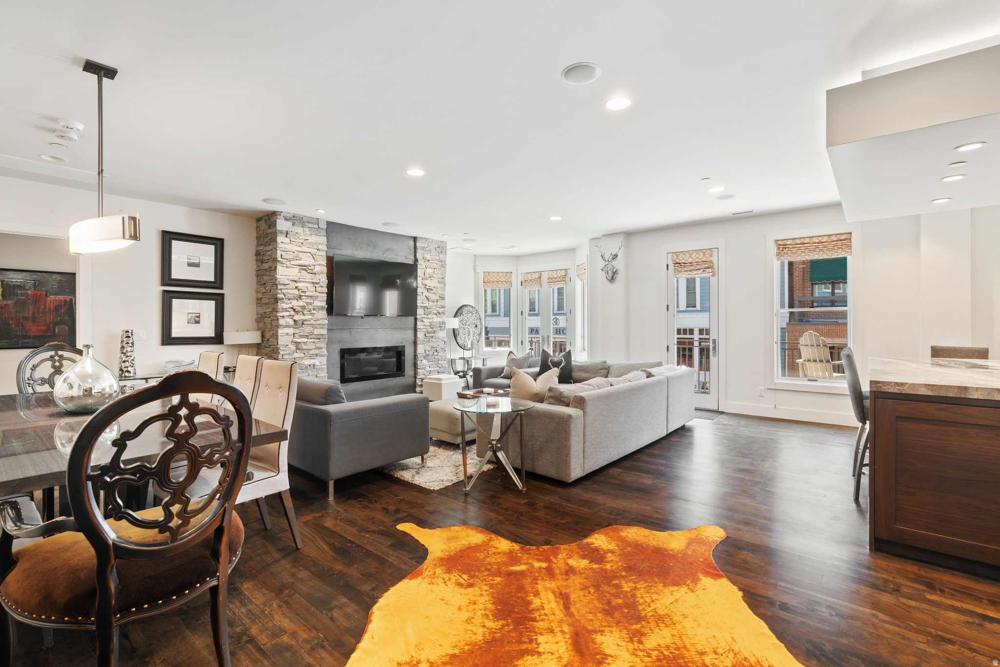 614 MAIN STREET COND - Residential