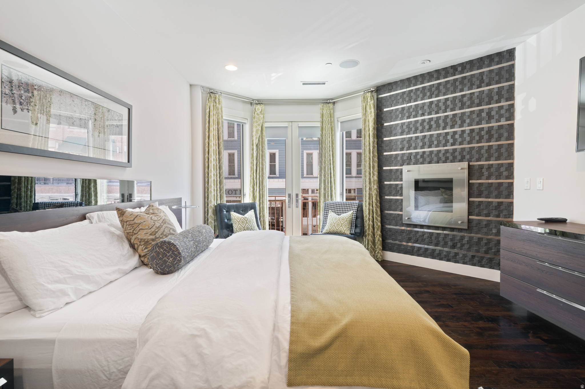 614 MAIN STREET COND - Residential