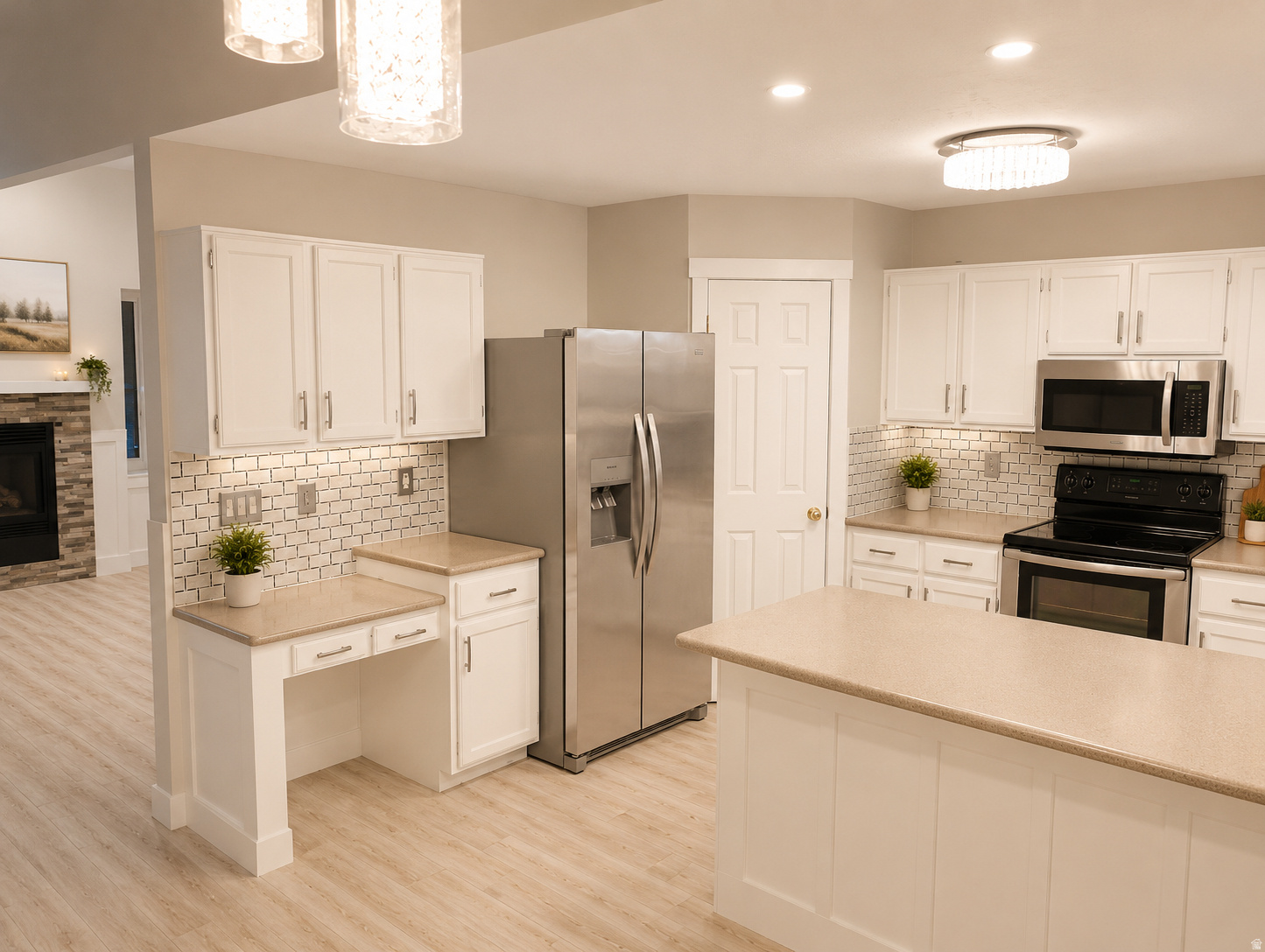 PEBBLE HILLS - Residential