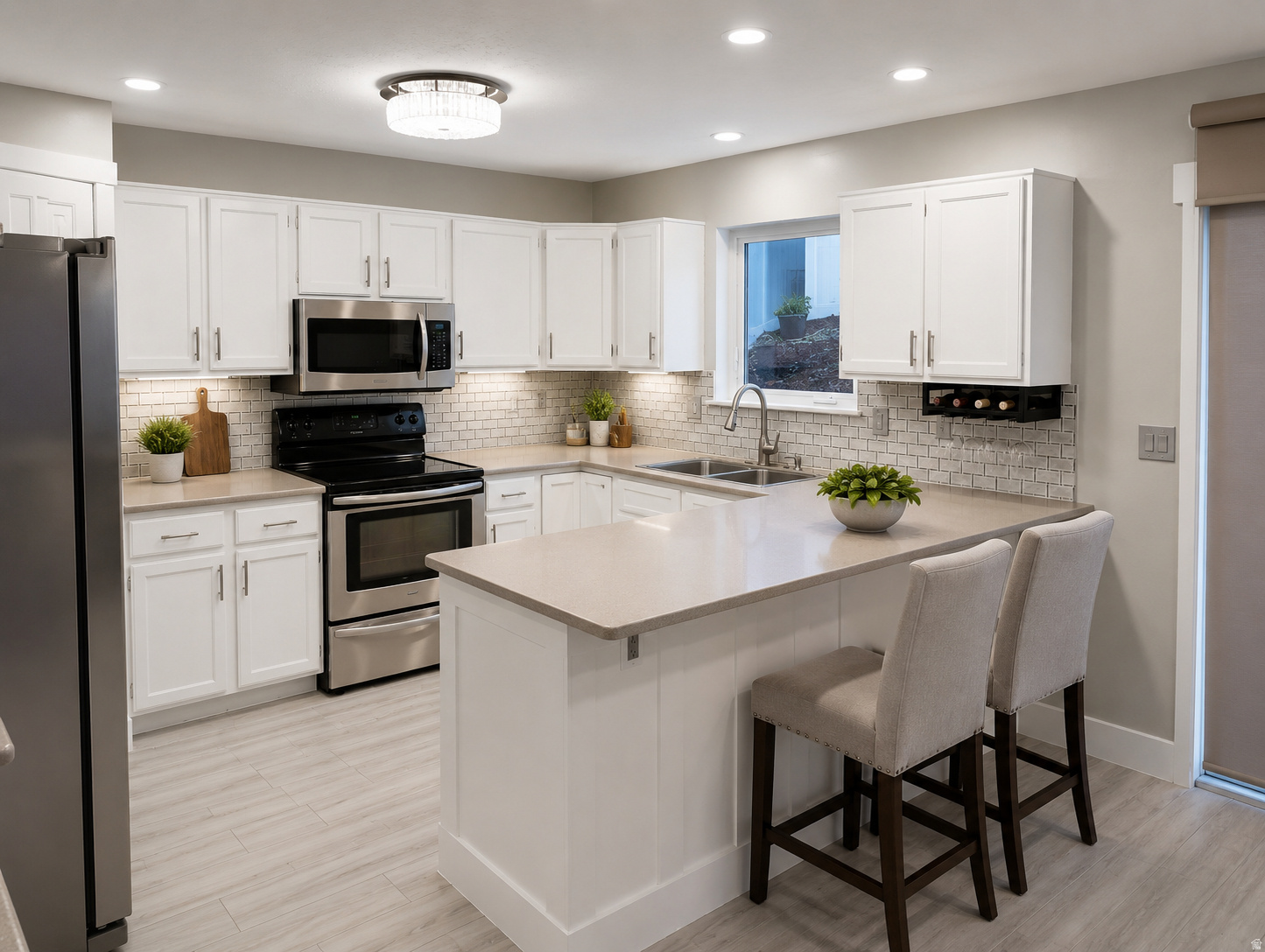 PEBBLE HILLS - Residential