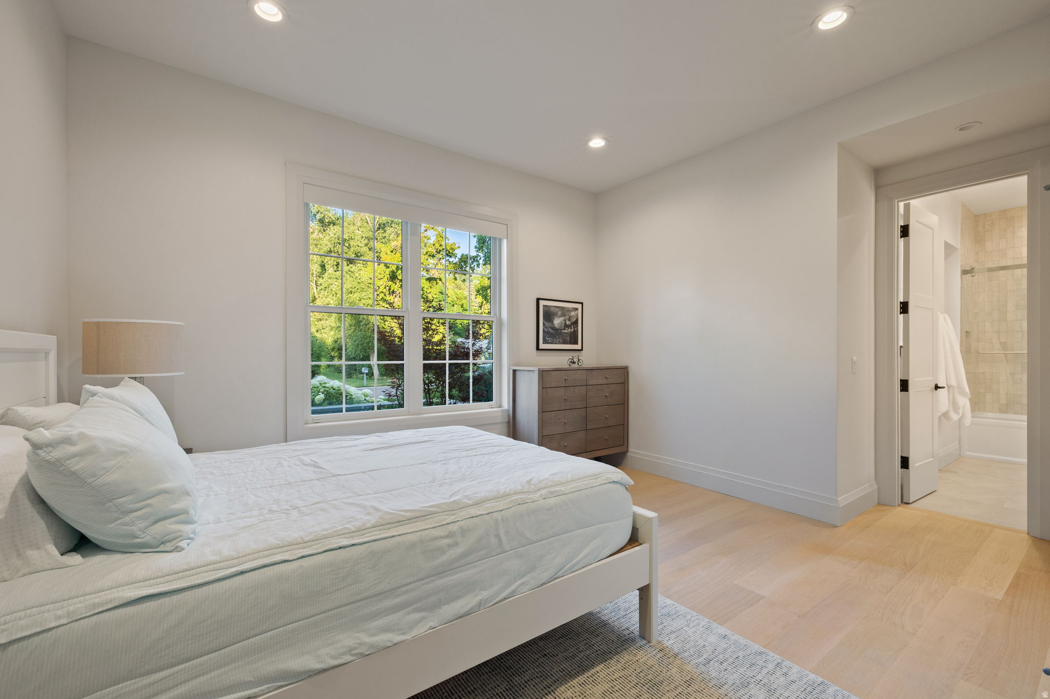 LAKEWOOD - Residential