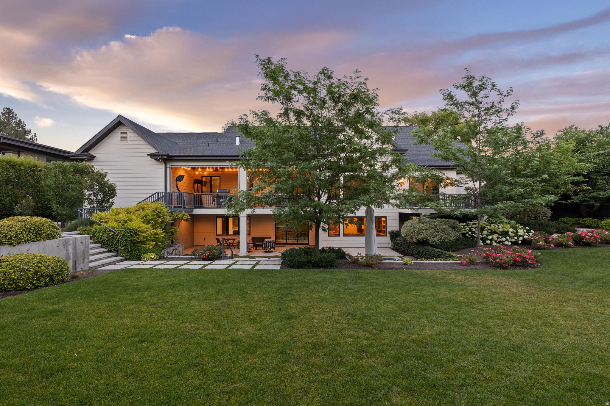 LAKEWOOD - Residential