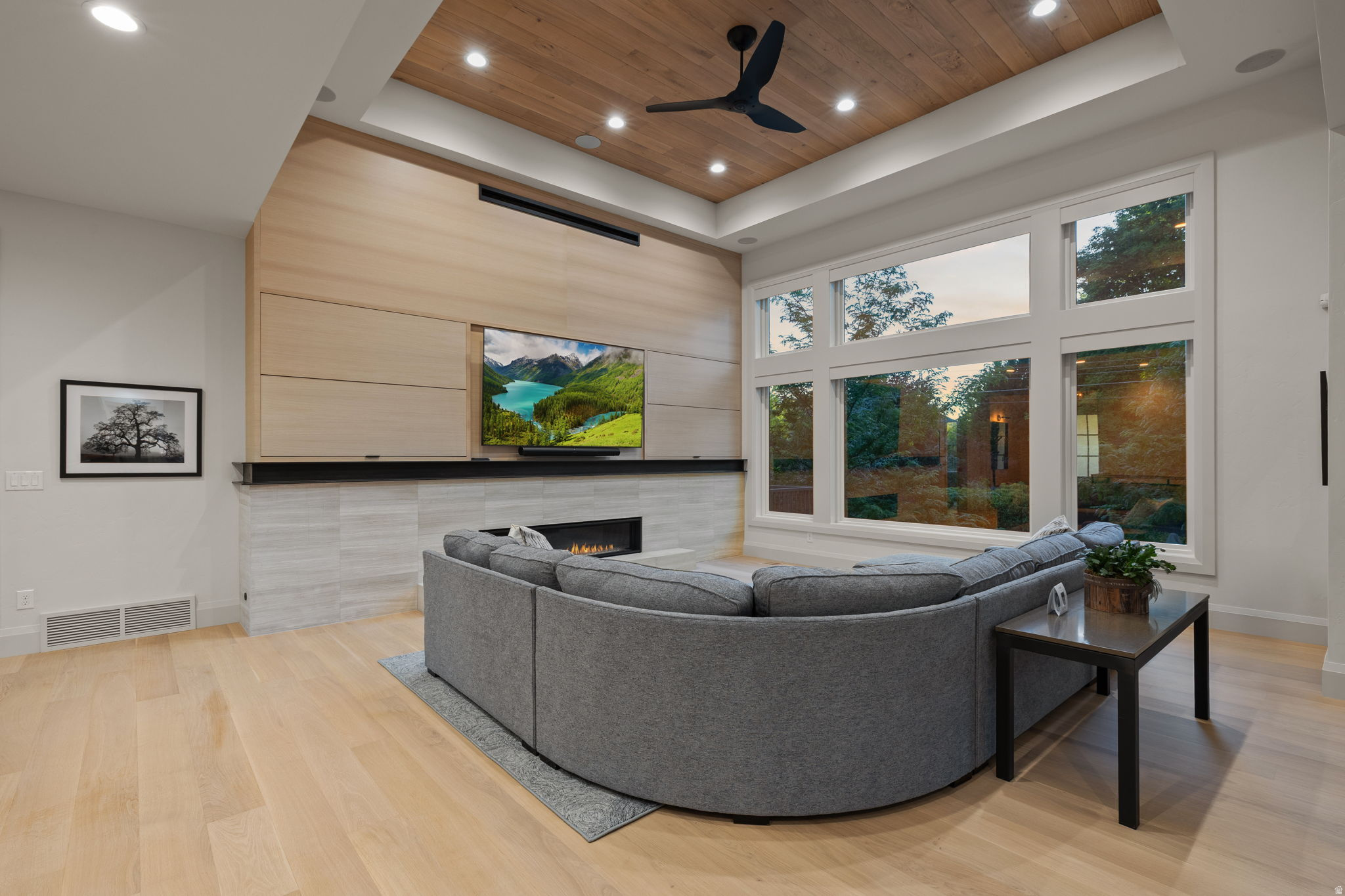 LAKEWOOD - Residential